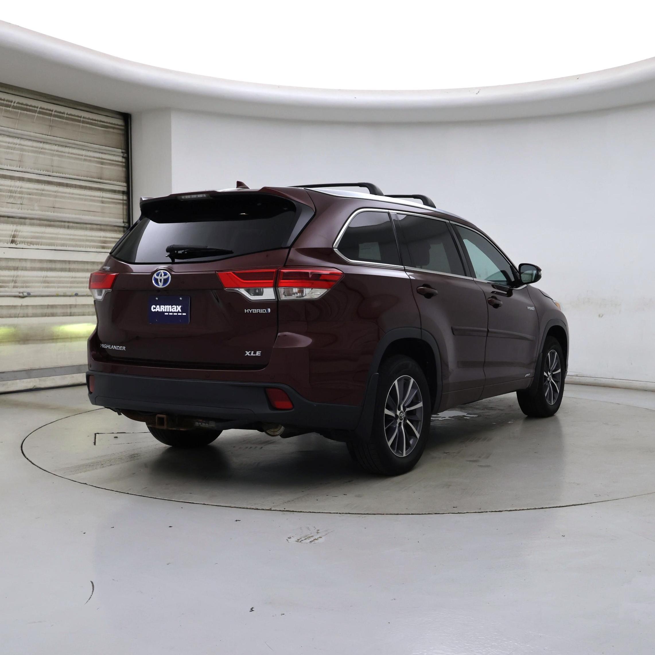 Thumbnail: 2017 Toyota Highlander - 8