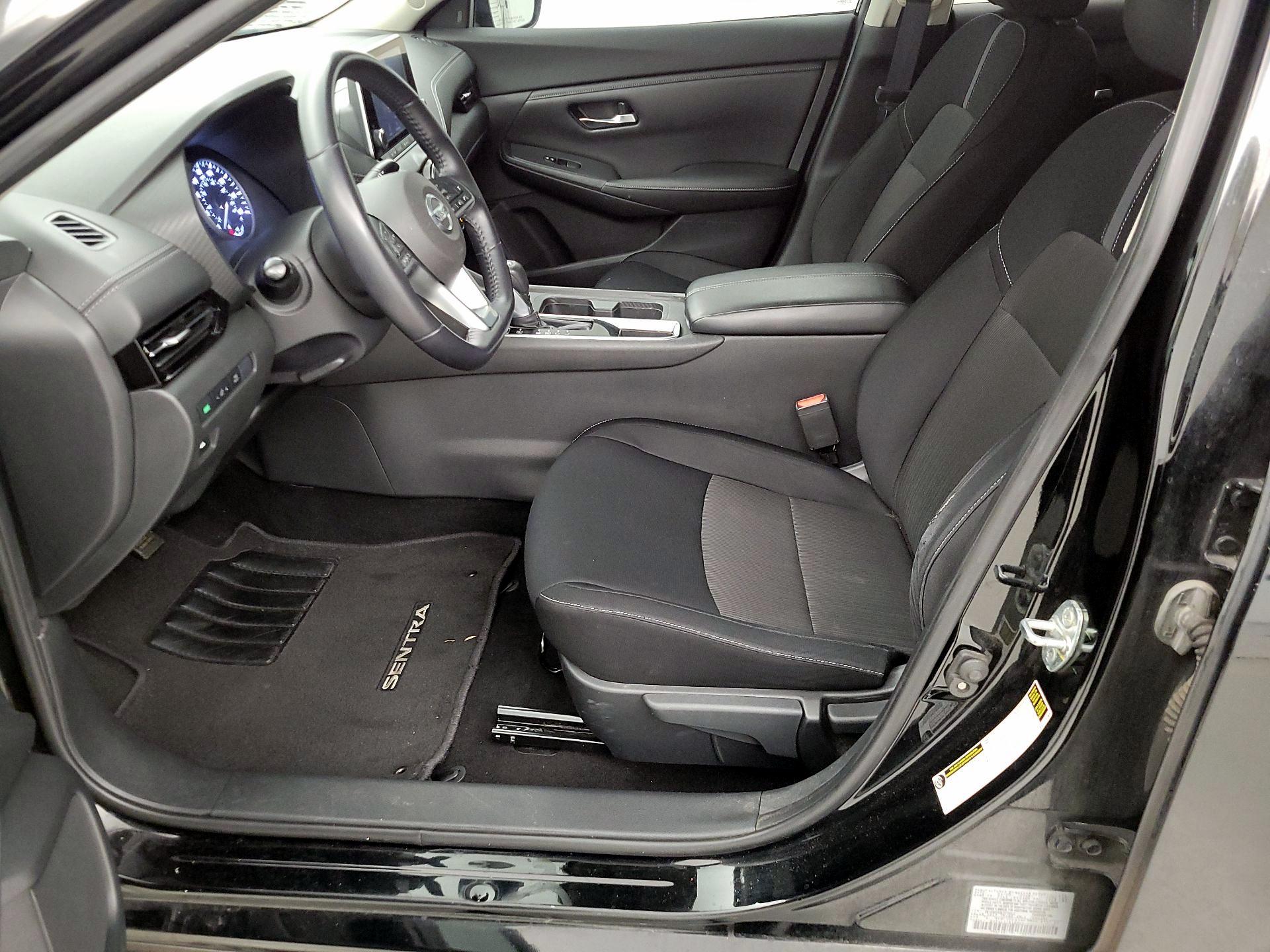 Thumbnail: 2020 Nissan Sentra - 9