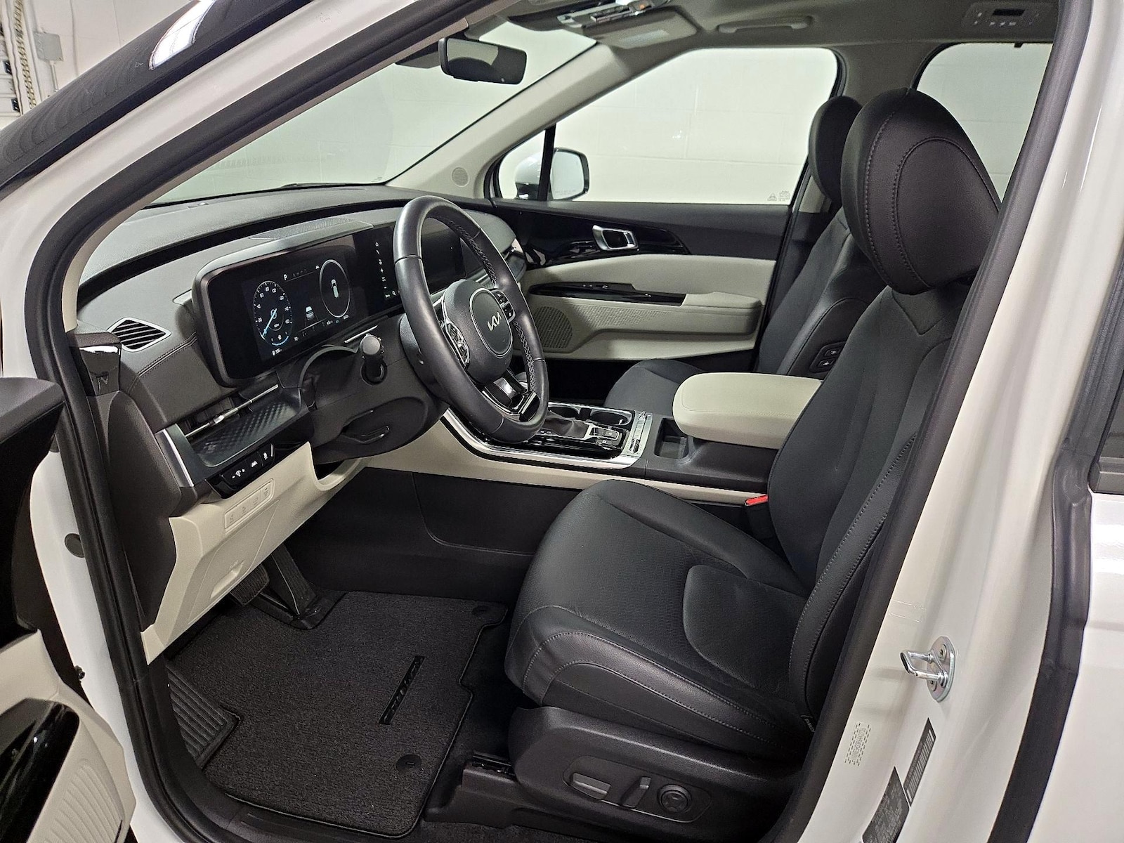2024 Kia Carnival SX Prestige - Photo 12