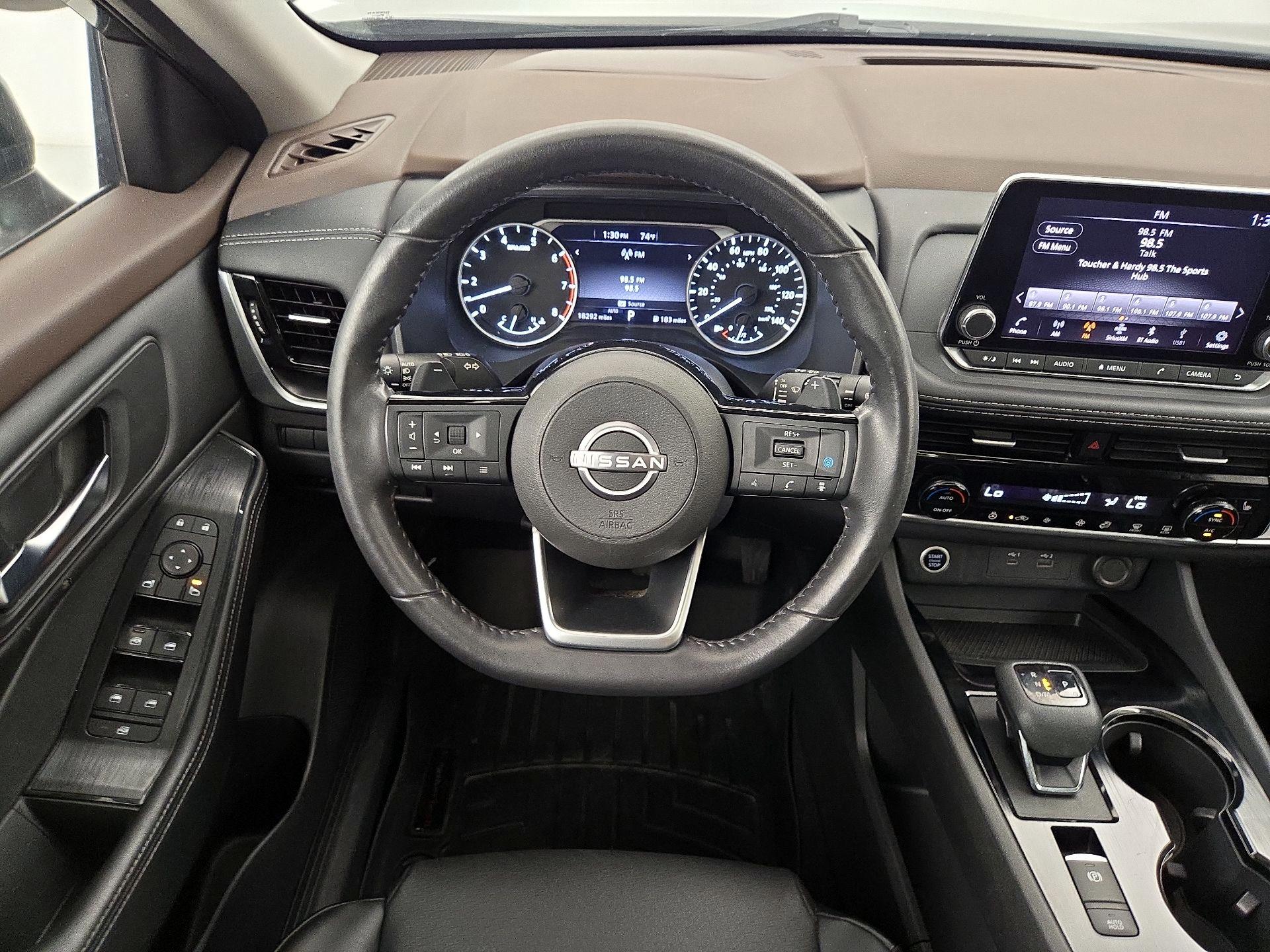 Thumbnail: 2022 Nissan Rogue - 10