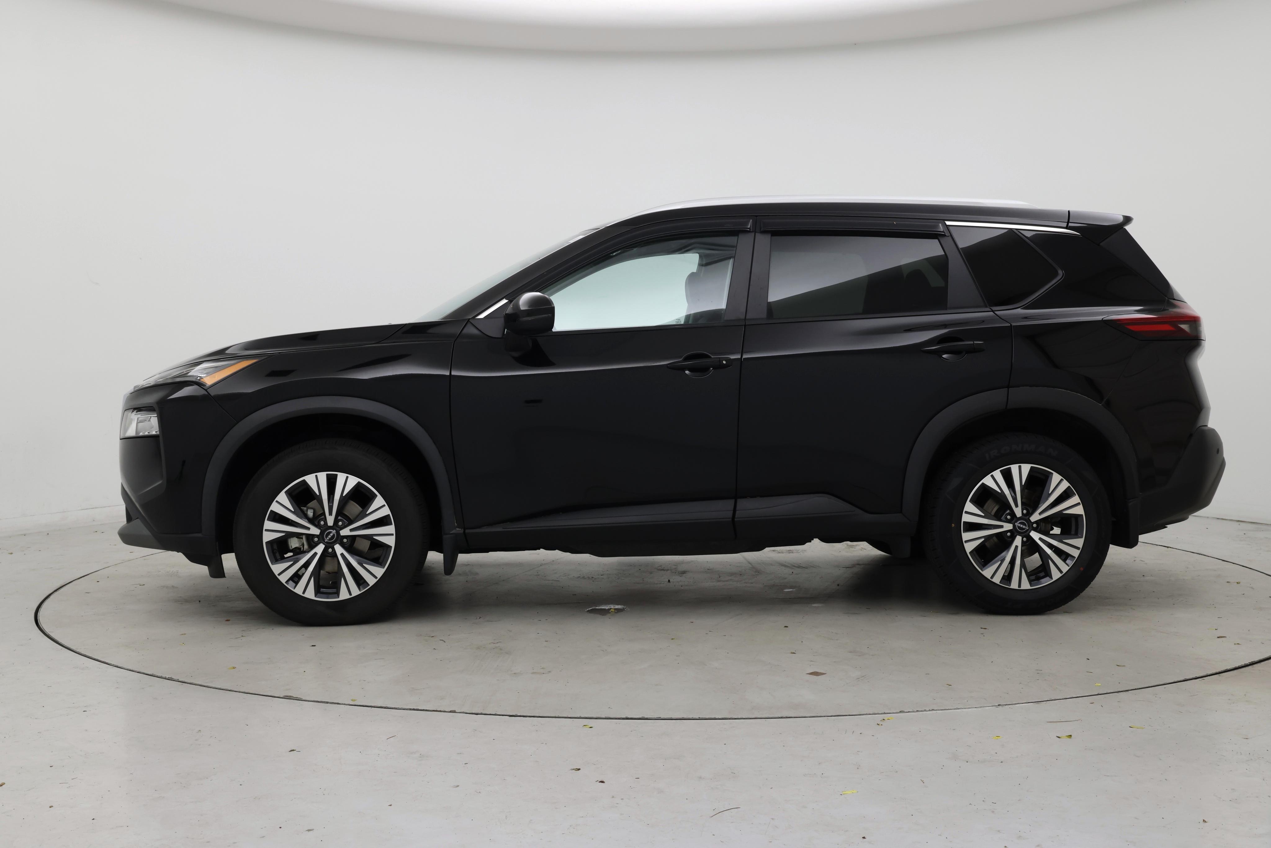 Thumbnail: 2022 Nissan Rogue - 3