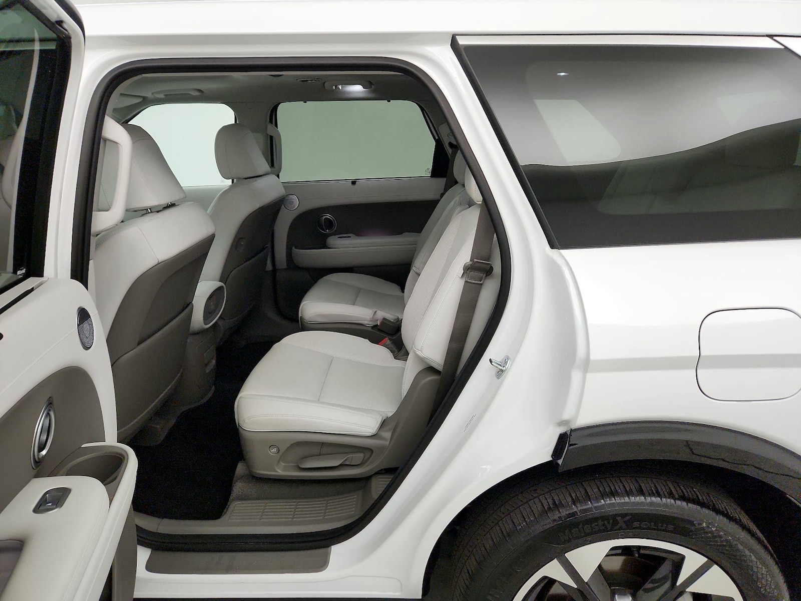 Rear Air Conditioning
