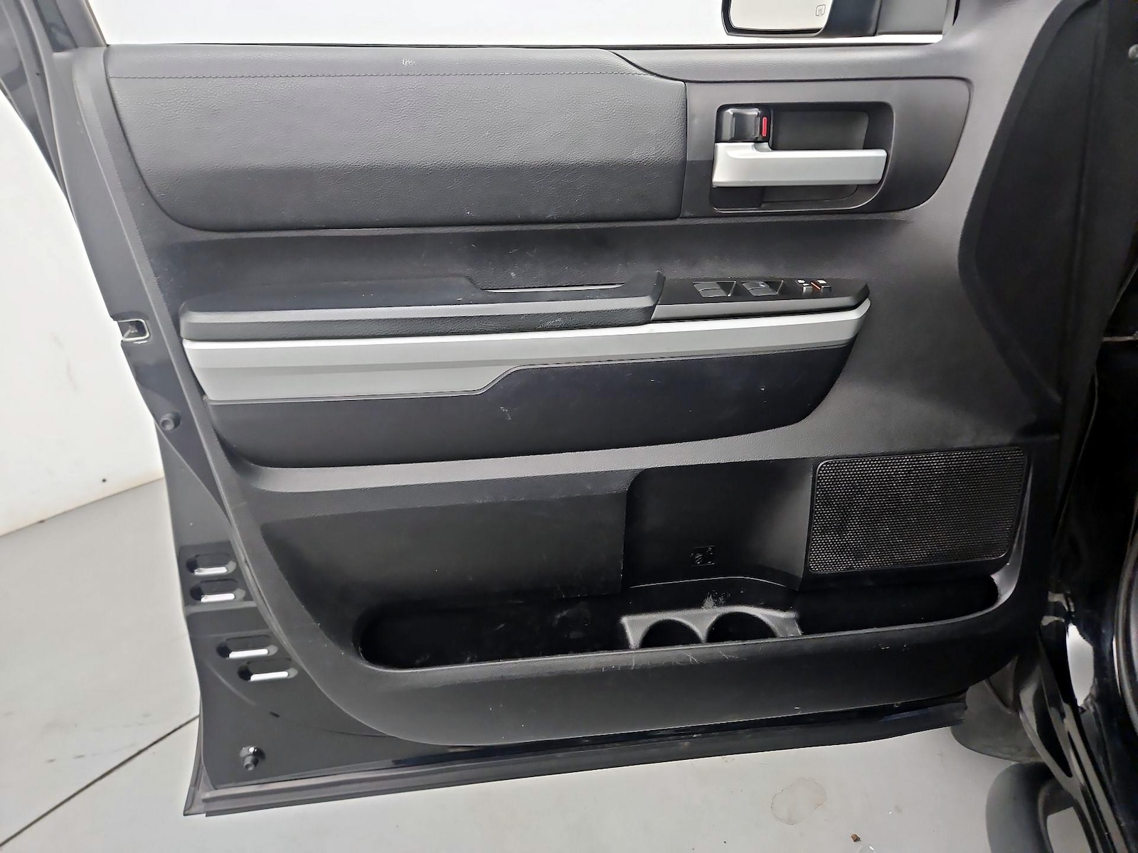 2020 Toyota Tundra SR5 - Photo 13