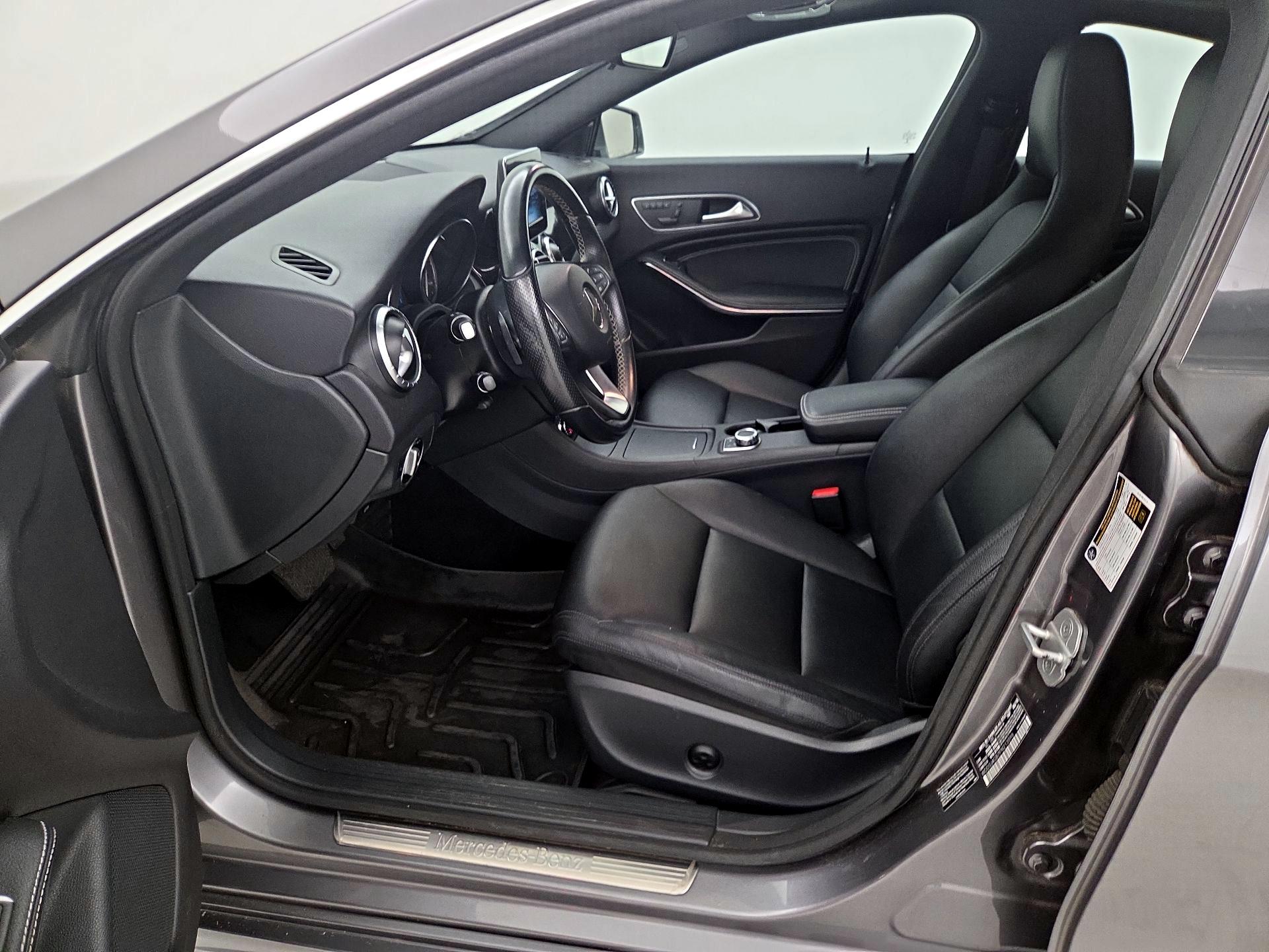 Thumbnail: 2015 Mercedes-Benz CLA - 11