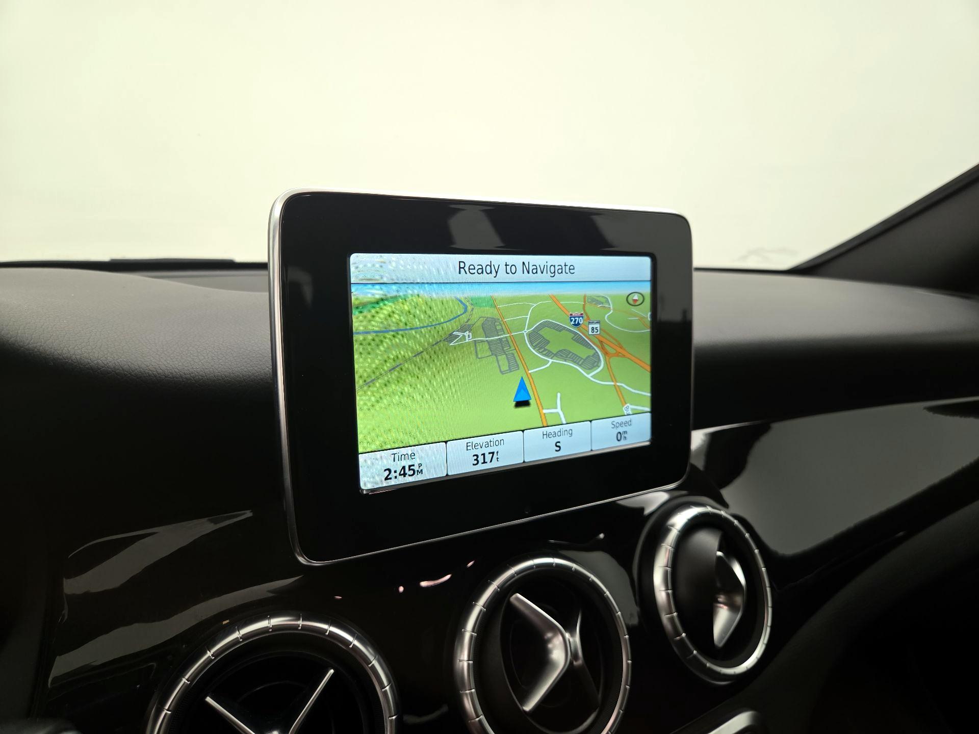 Thumbnail: 2015 Mercedes-Benz CLA - 14