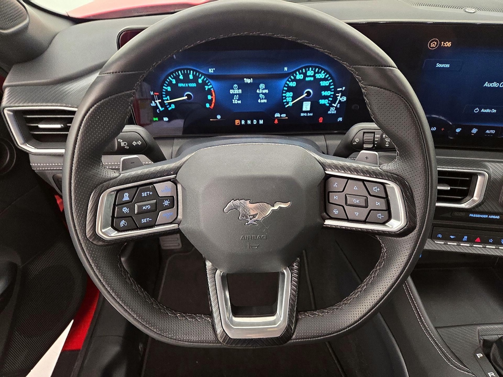 2025 Ford Mustang GT Premium - Photo 11