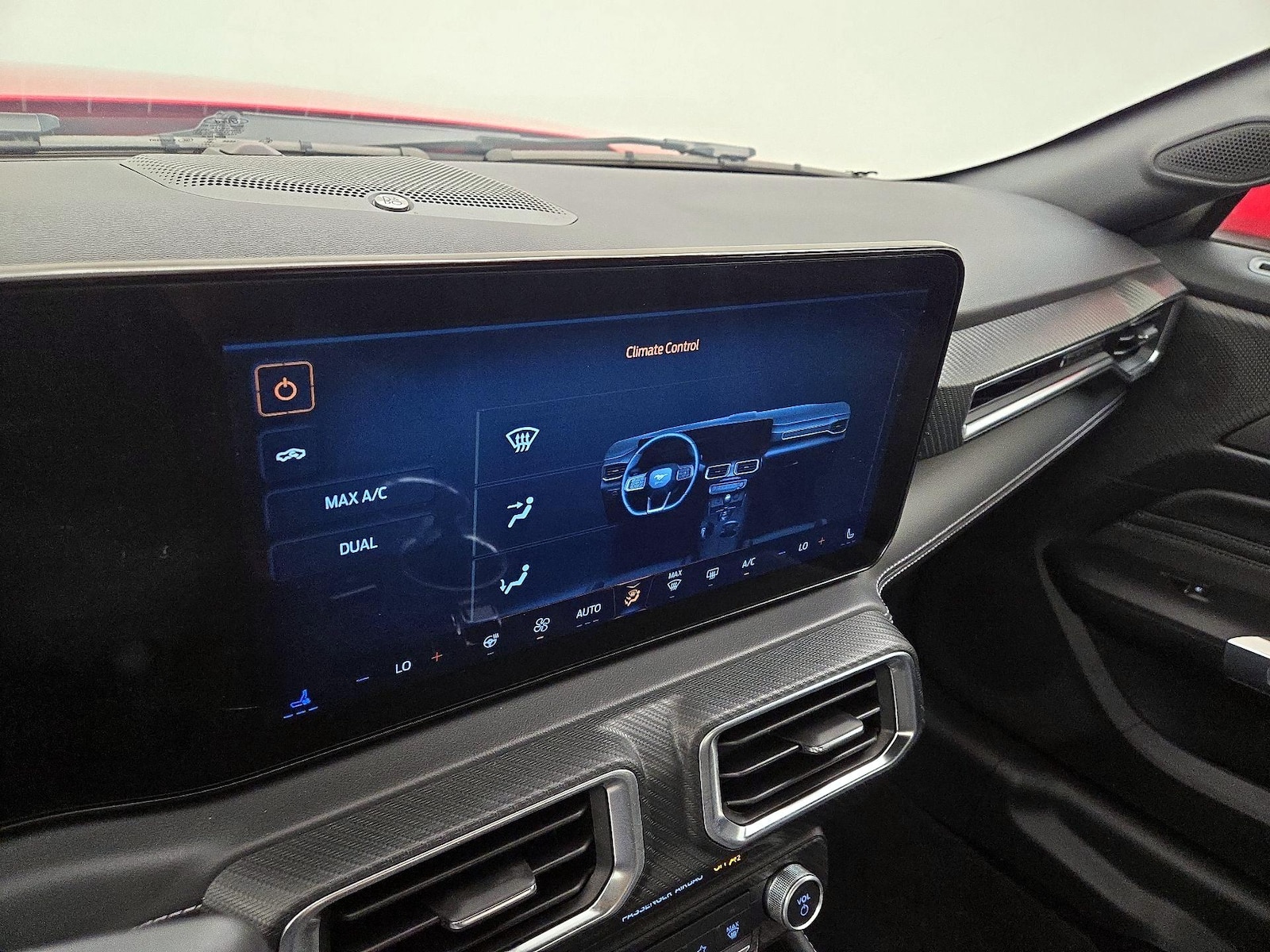 2025 Ford Mustang GT Premium - Photo 18