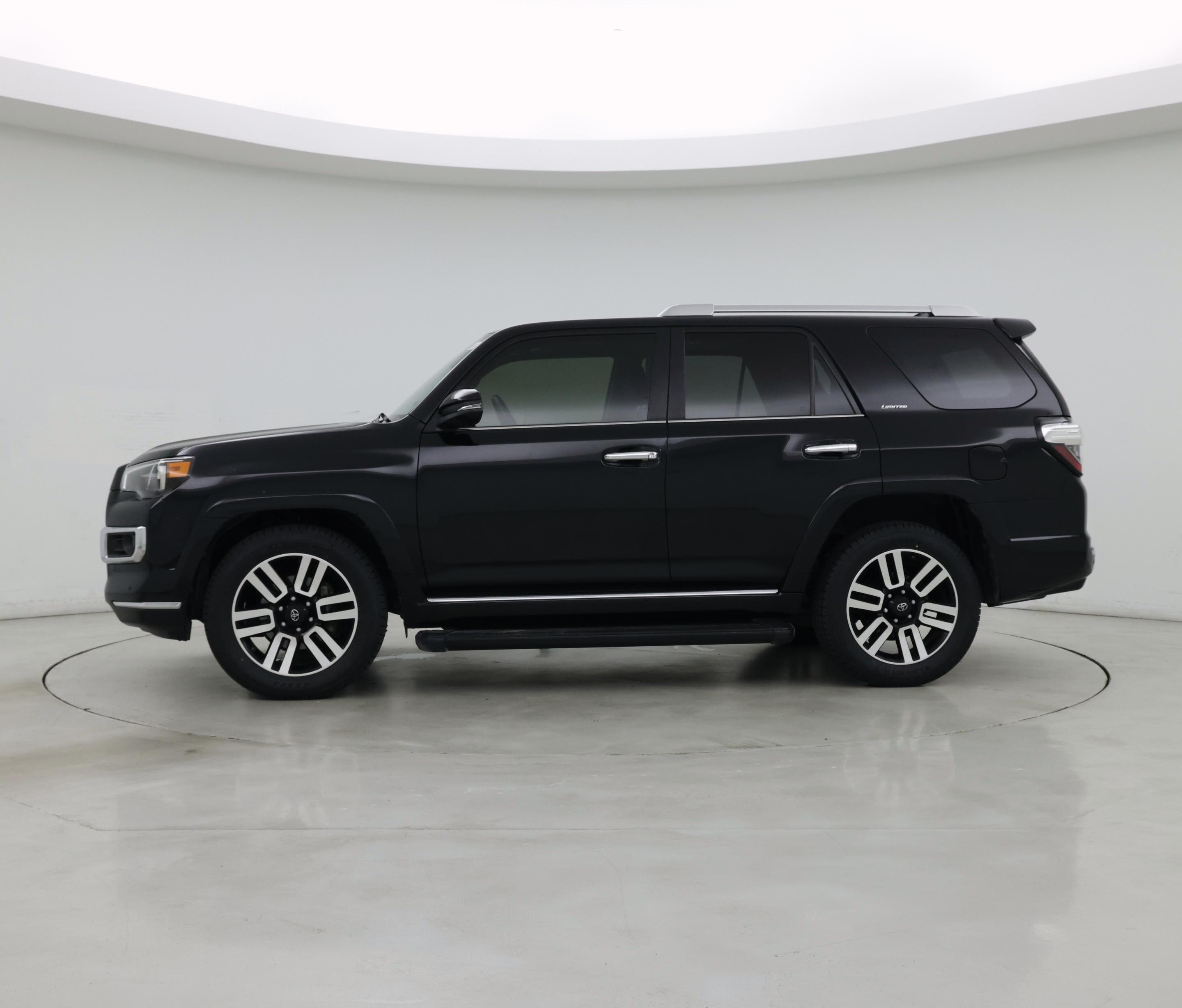 Thumbnail: 2021 Toyota 4Runner - 3
