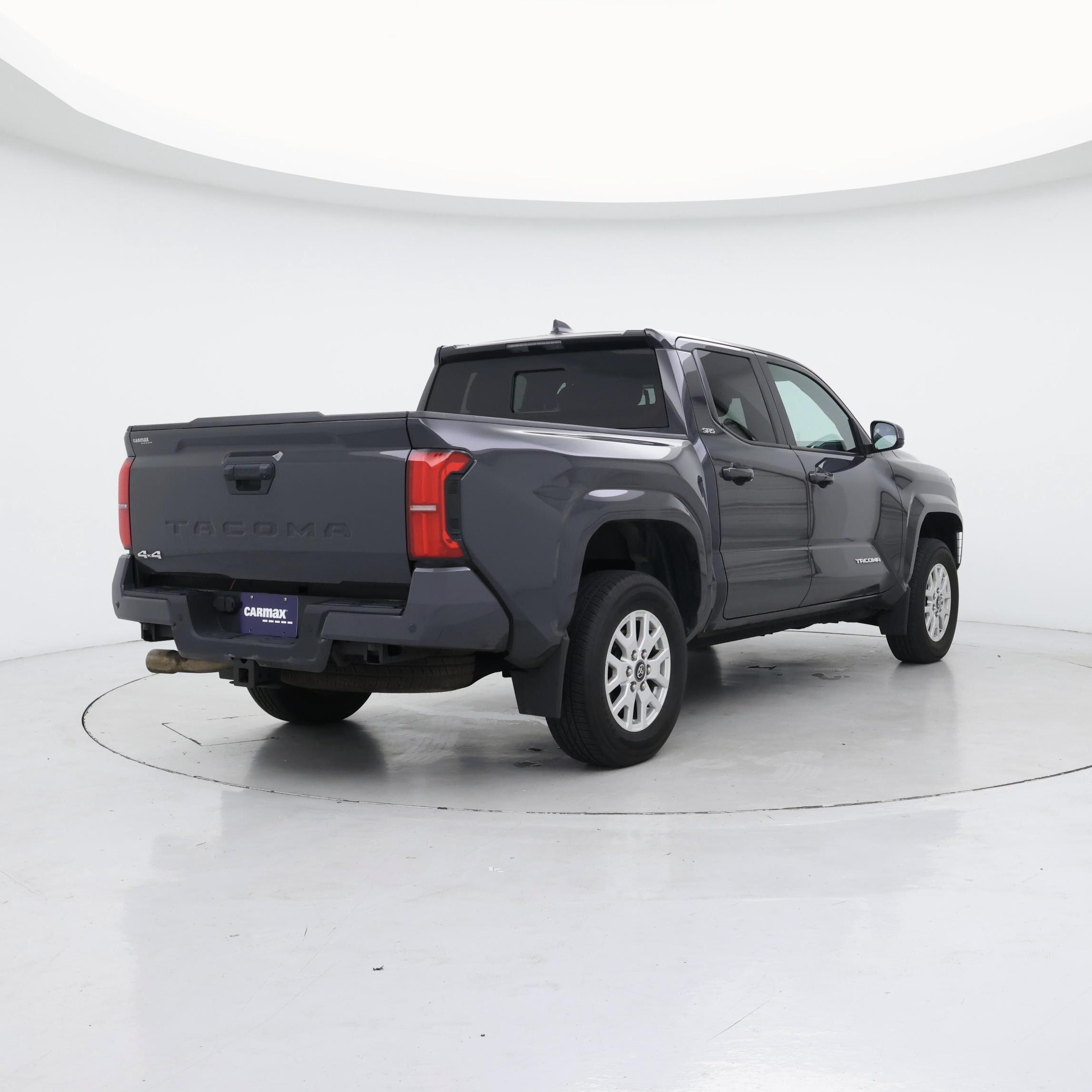 Thumbnail: 2024 Toyota Tacoma - 8