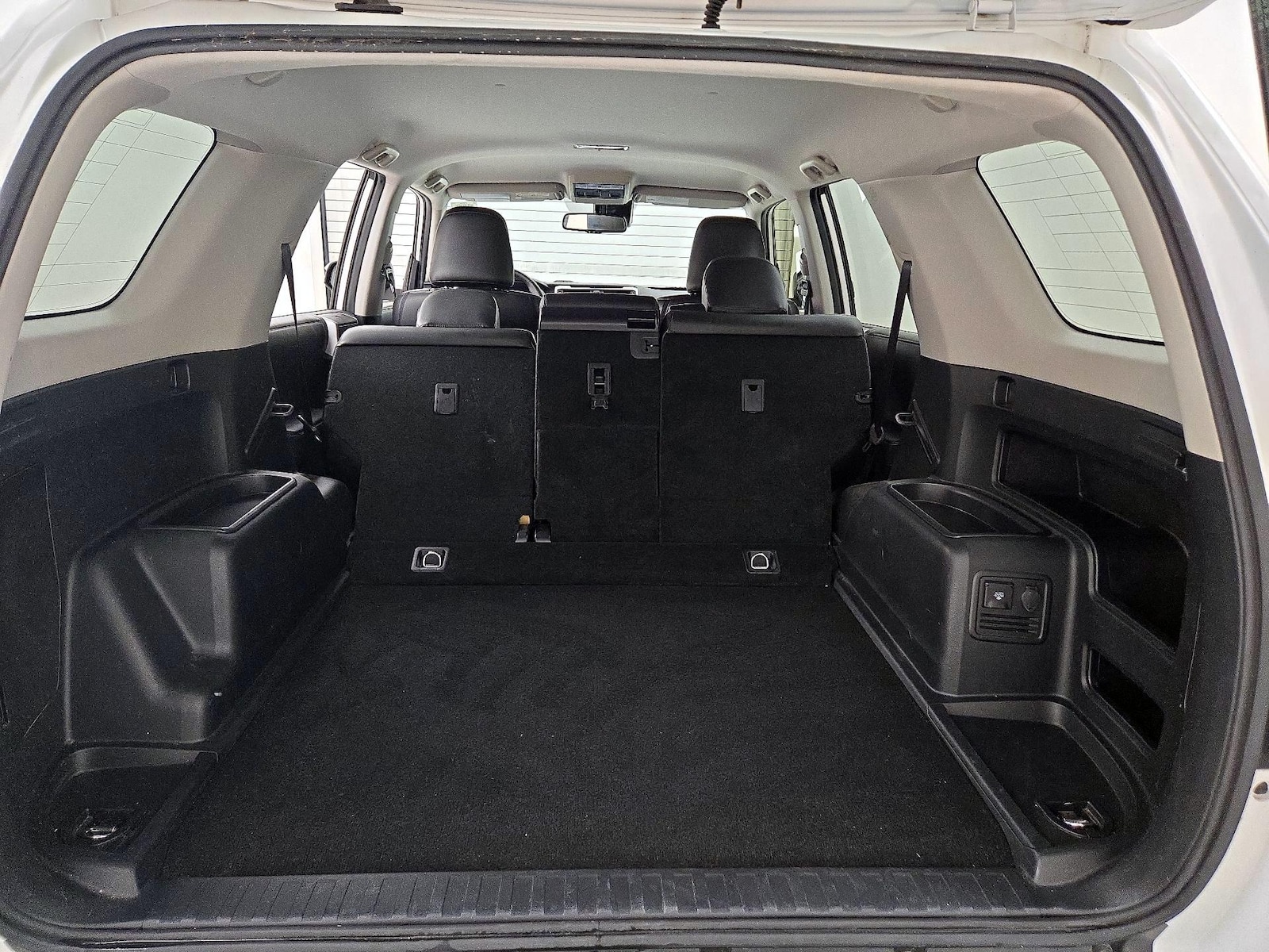 2020 Toyota 4Runner SR5 - Photo 23