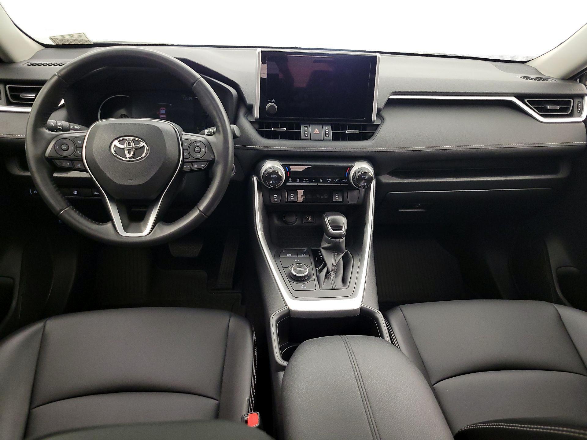 Thumbnail: 2024 Toyota RAV4 - 9