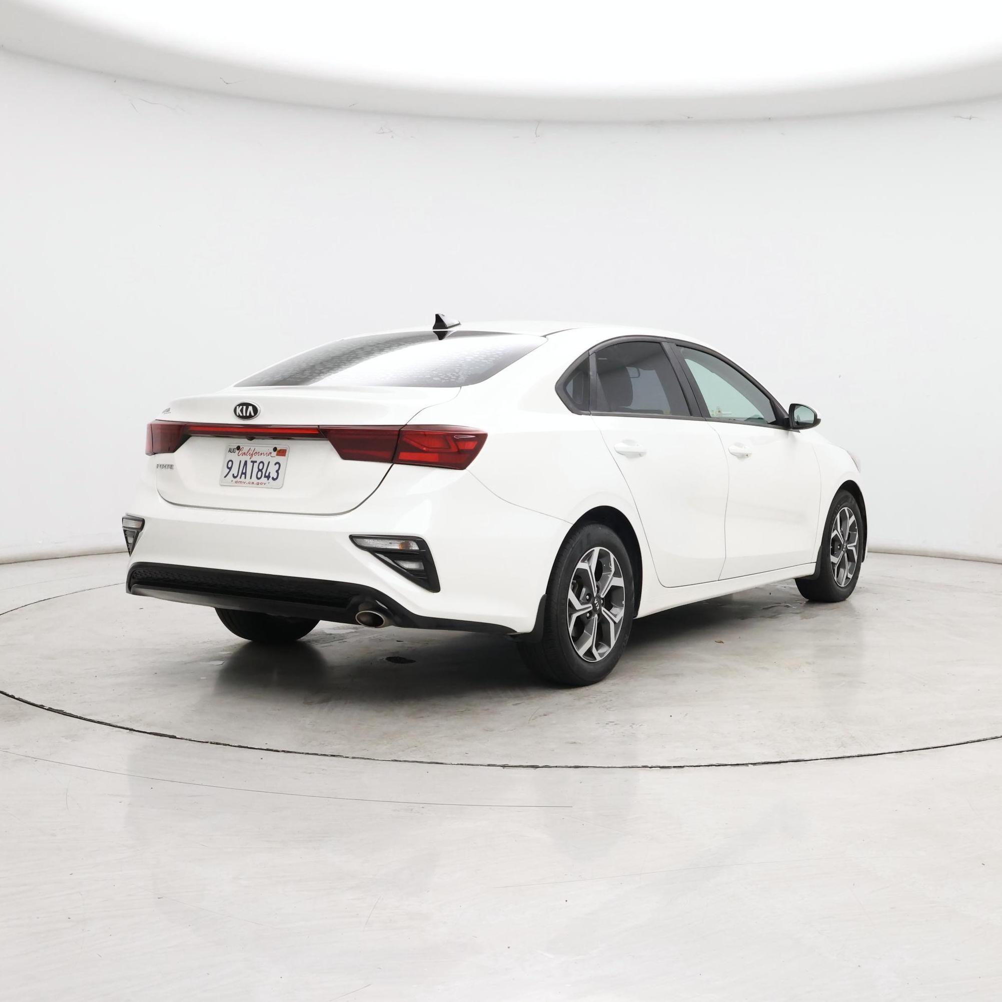 Thumbnail: 2020 Kia Forte - 8