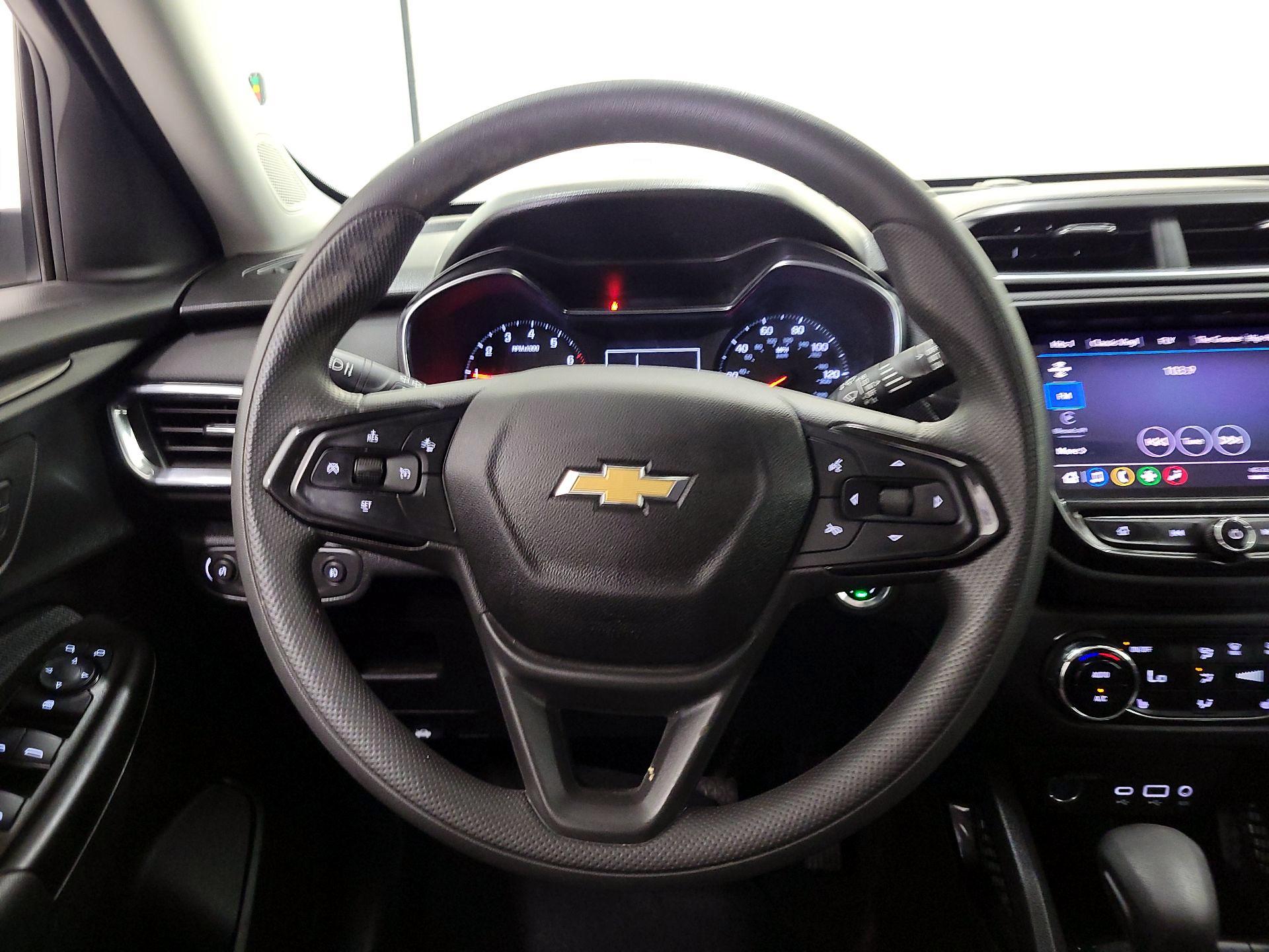 Thumbnail: 2022 Chevrolet TrailBlazer - 10