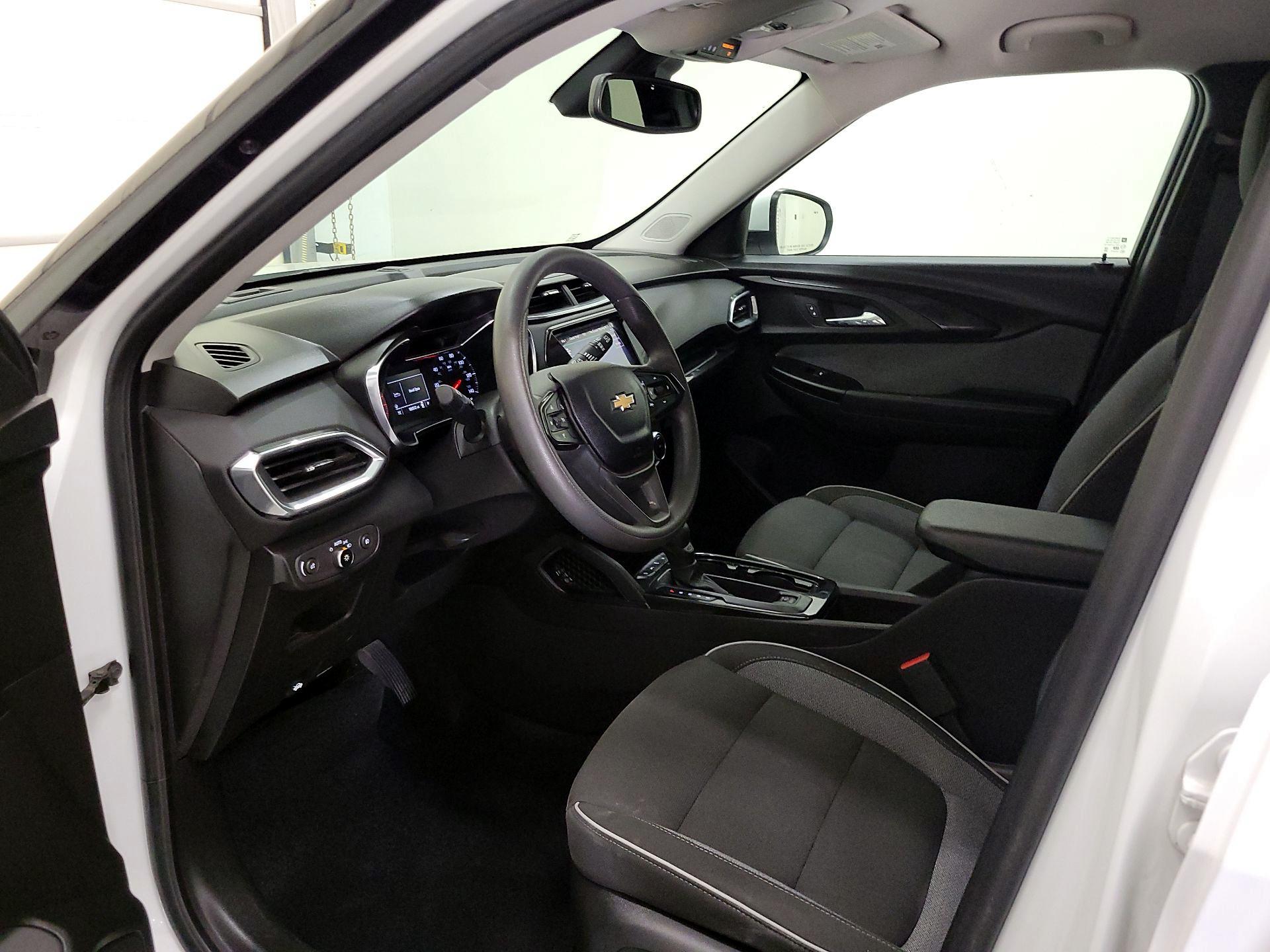 Thumbnail: 2022 Chevrolet TrailBlazer - 11