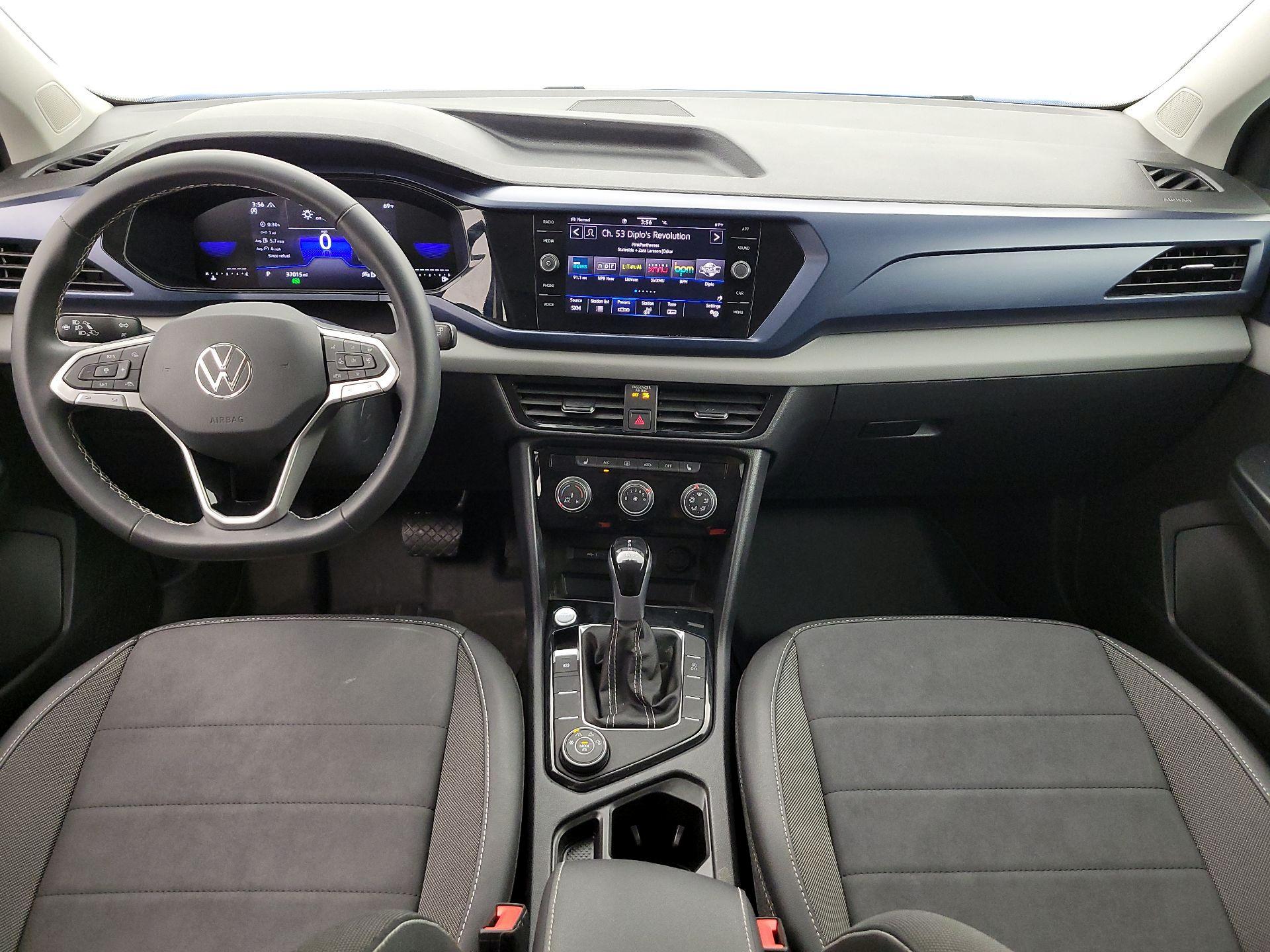 Thumbnail: 2023 Volkswagen Taos - 9