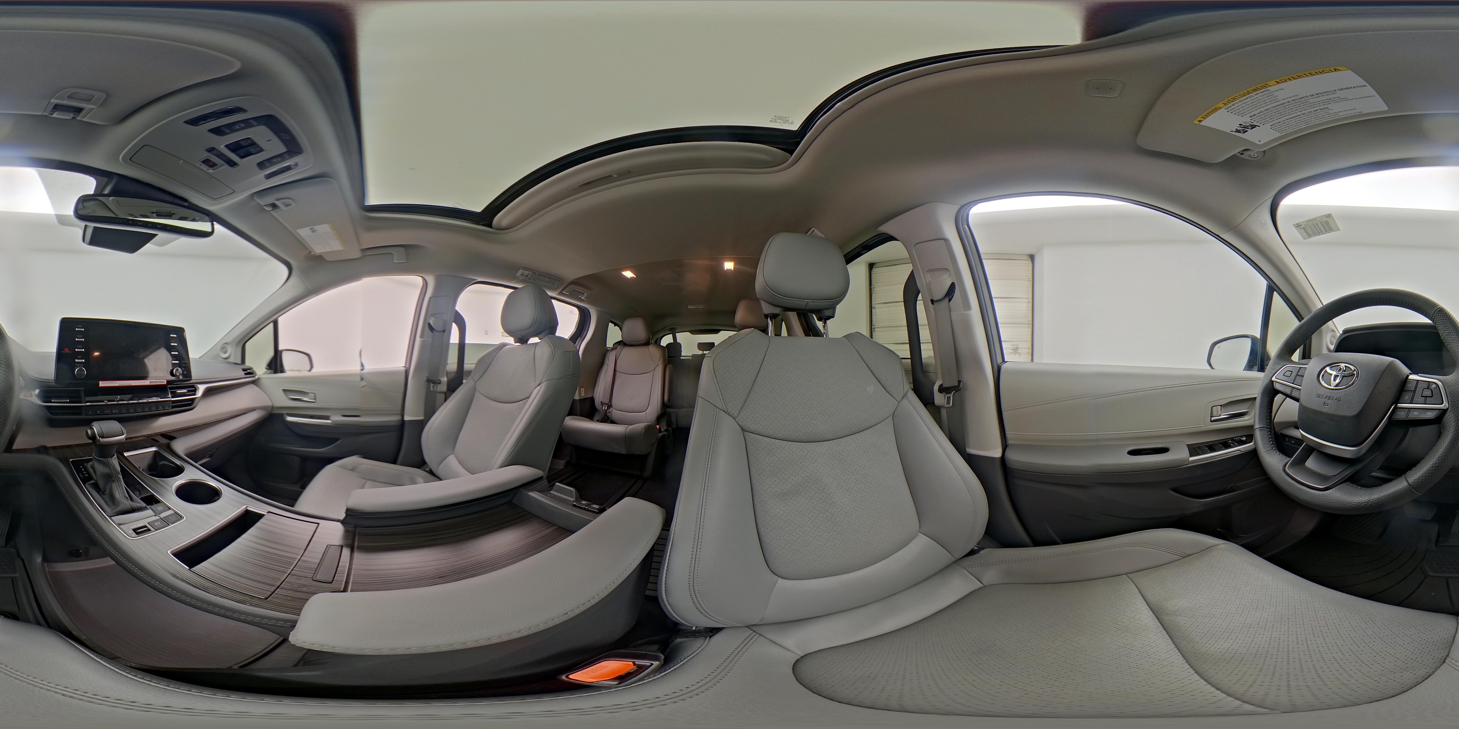 2024 Toyota Sienna Limited - Photo 27