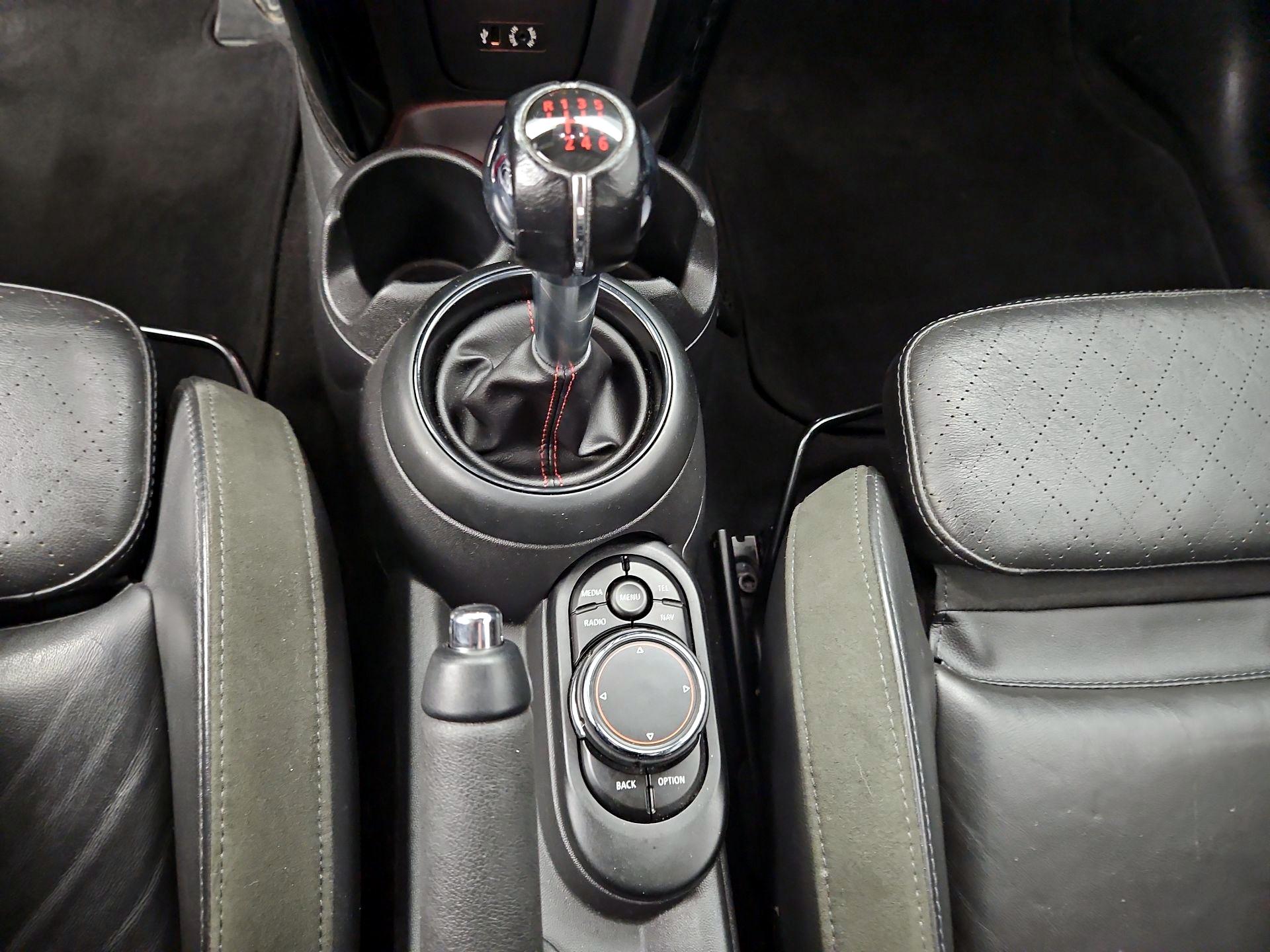 Thumbnail: 2018 MINI Cooper Hardtop - 18
