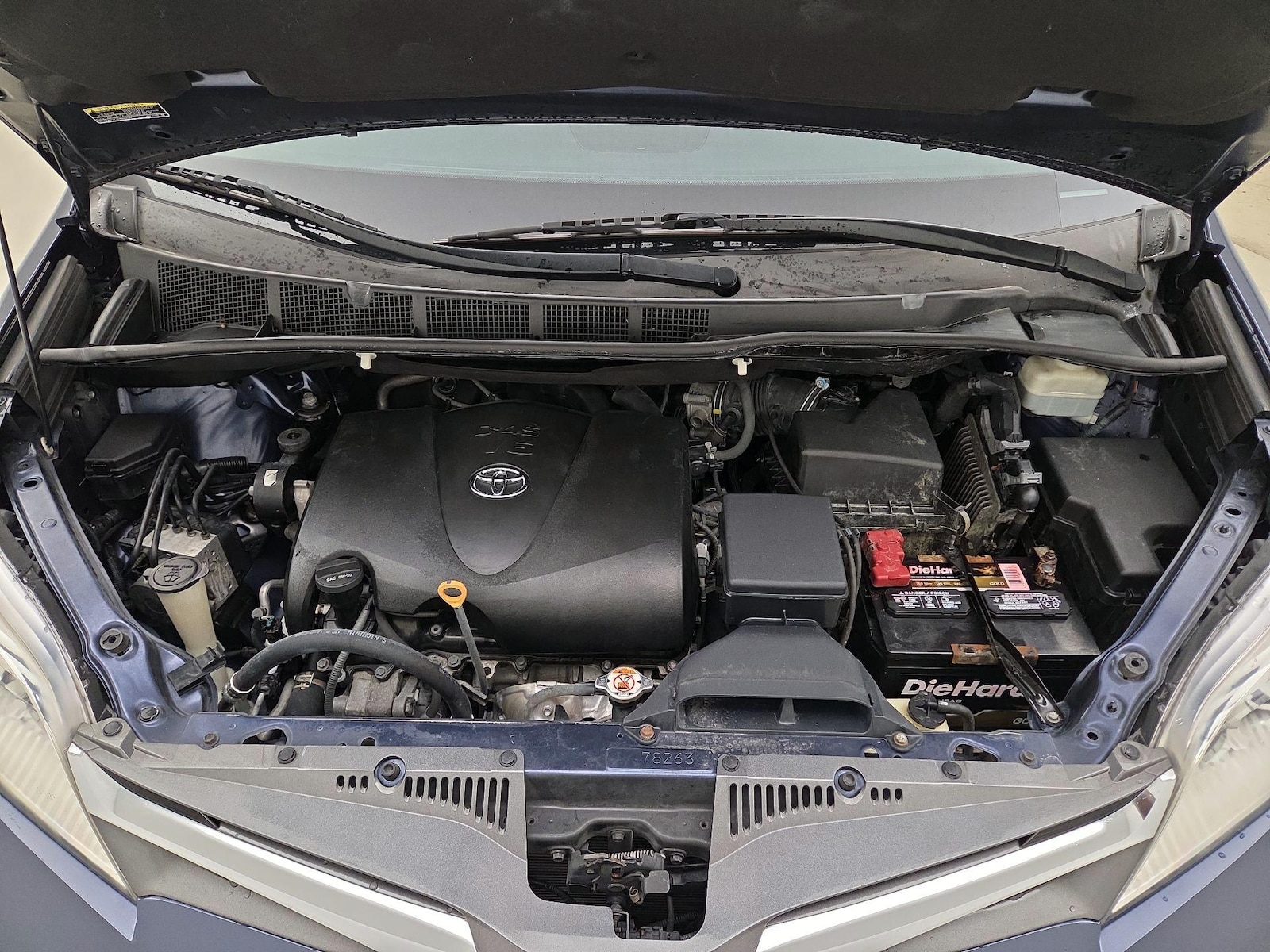 2020 Toyota Sienna XLE - Photo 24