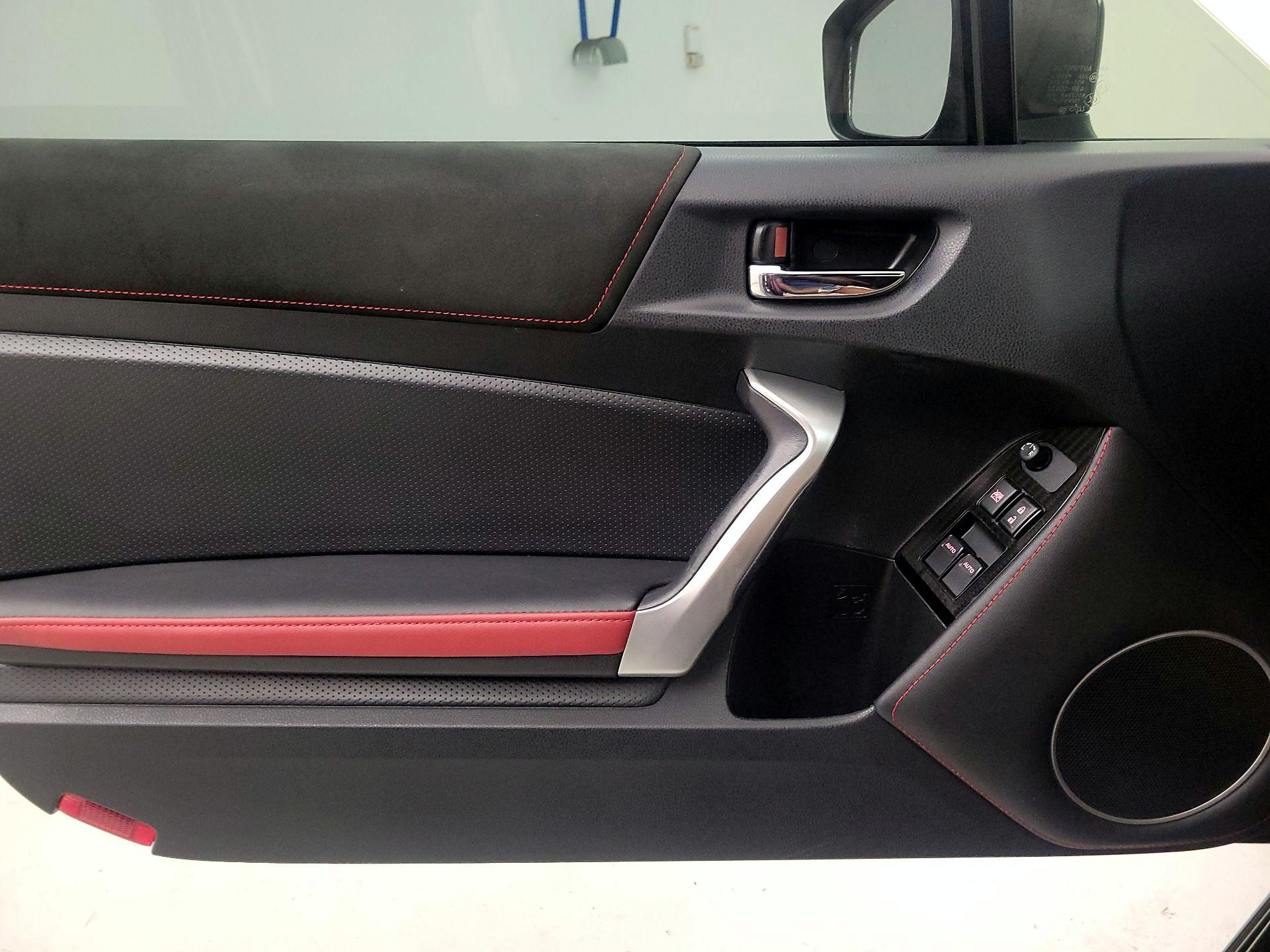 Thumbnail: 2019 Toyota 86 - 12