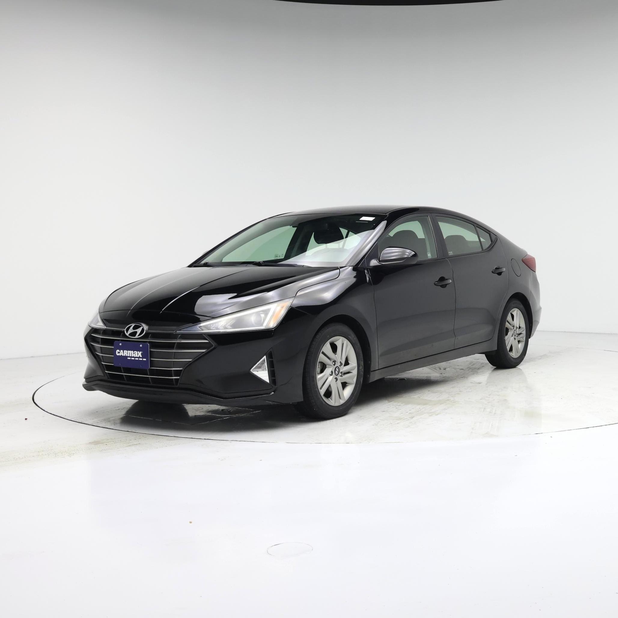 Thumbnail: 2019 Hyundai Elantra - 4