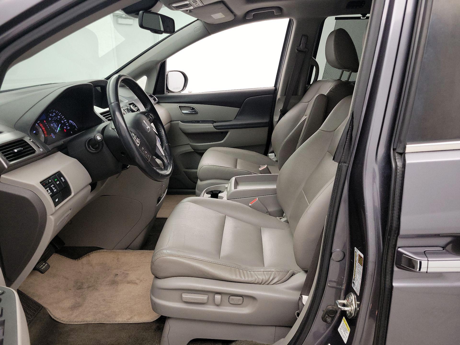Thumbnail: 2014 Honda Odyssey - 11