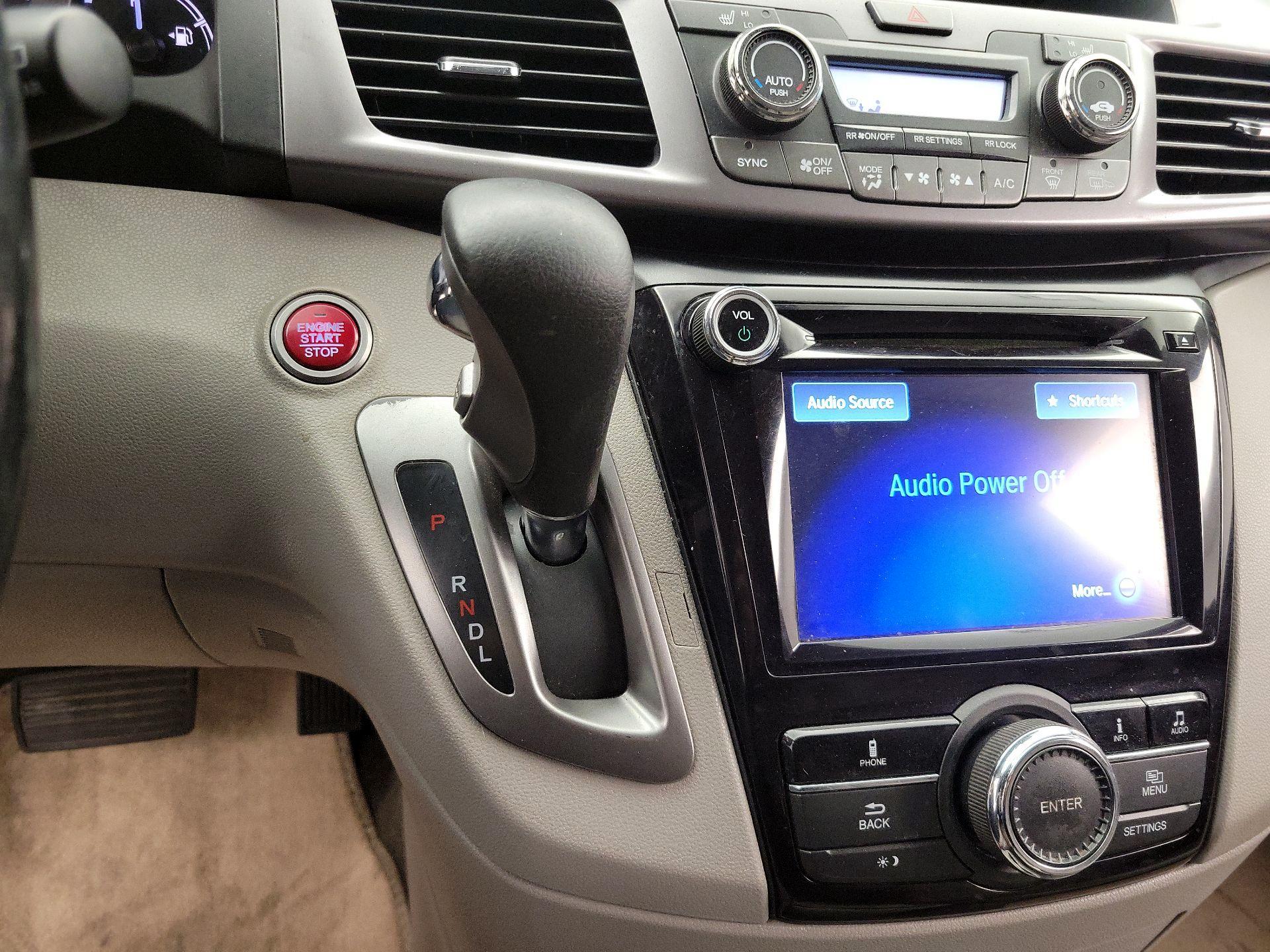 Thumbnail: 2014 Honda Odyssey - 17
