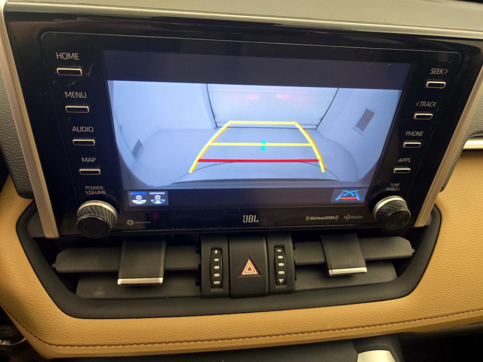 Thumbnail: 2019 Toyota RAV4 - 14