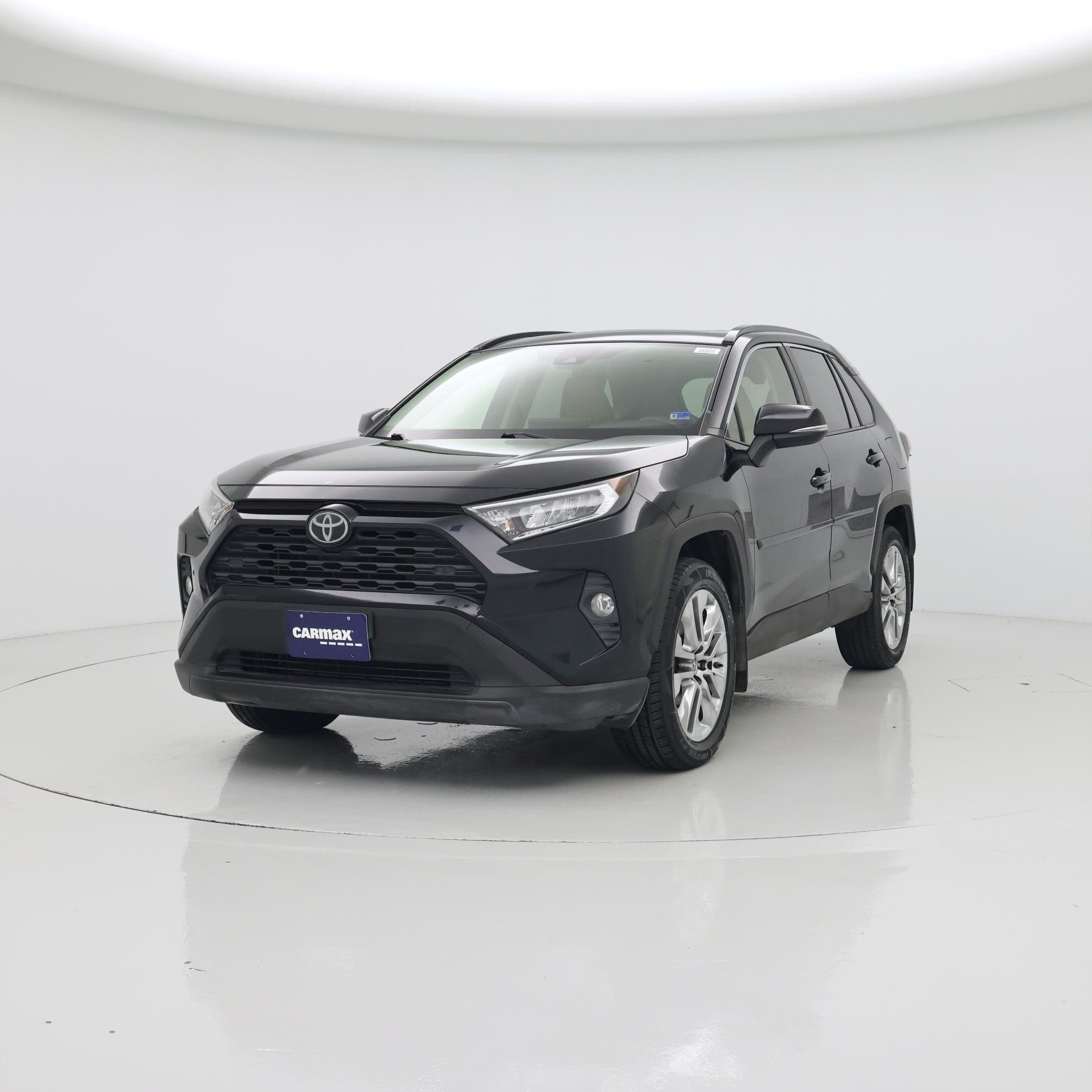 Thumbnail: 2019 Toyota RAV4 - 4