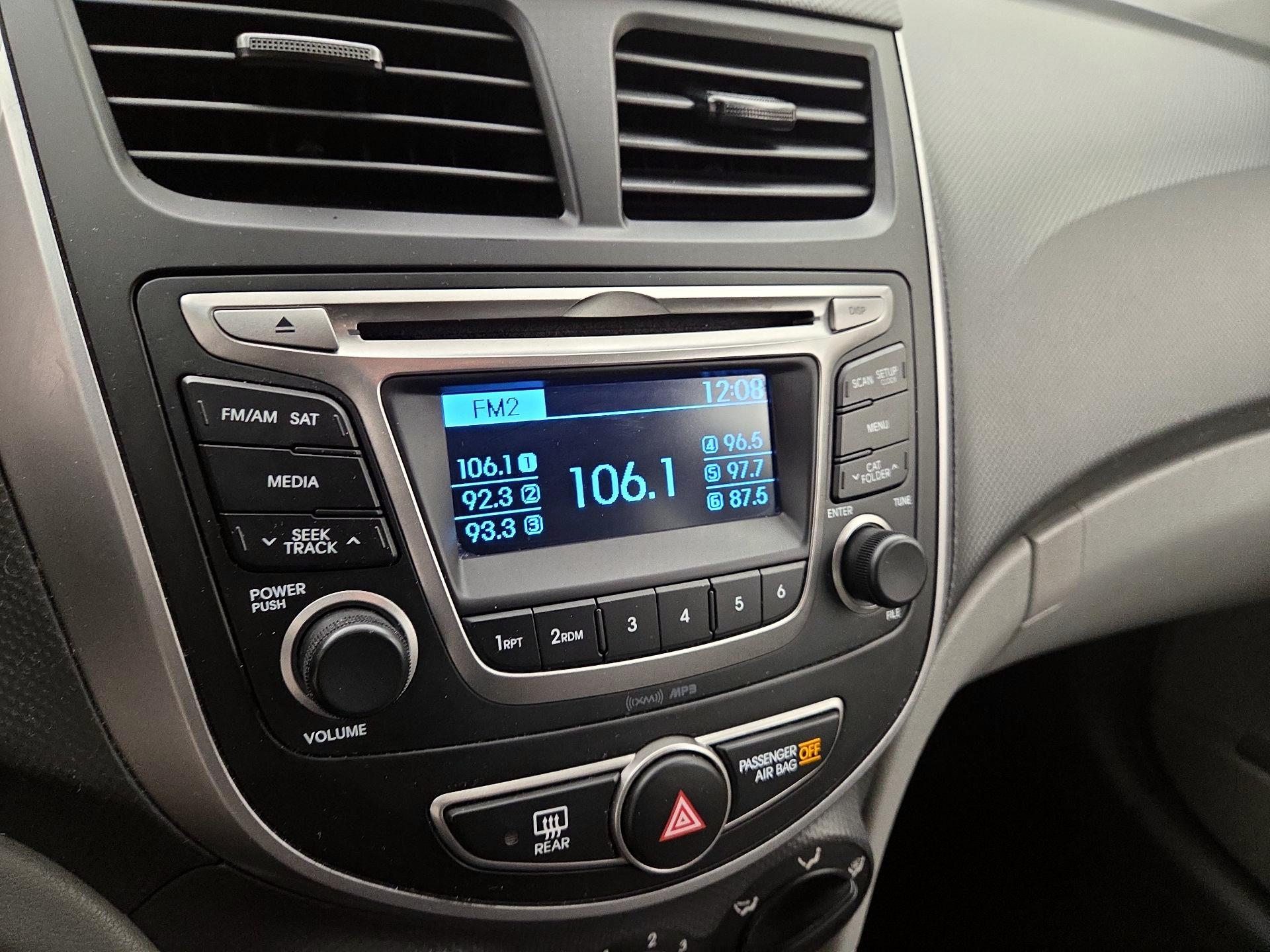 Thumbnail: 2016 Hyundai Accent - 14