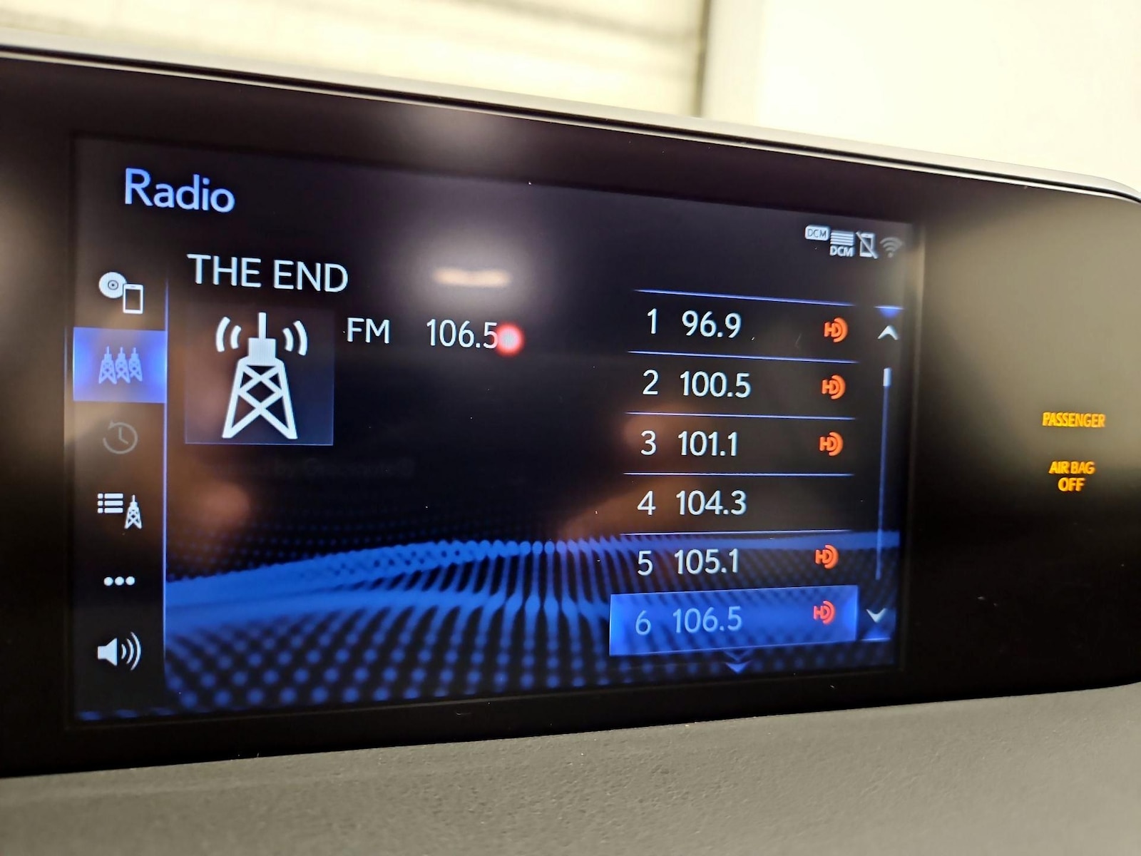 2021 Lexus UX Hybrid 250h - Photo 16