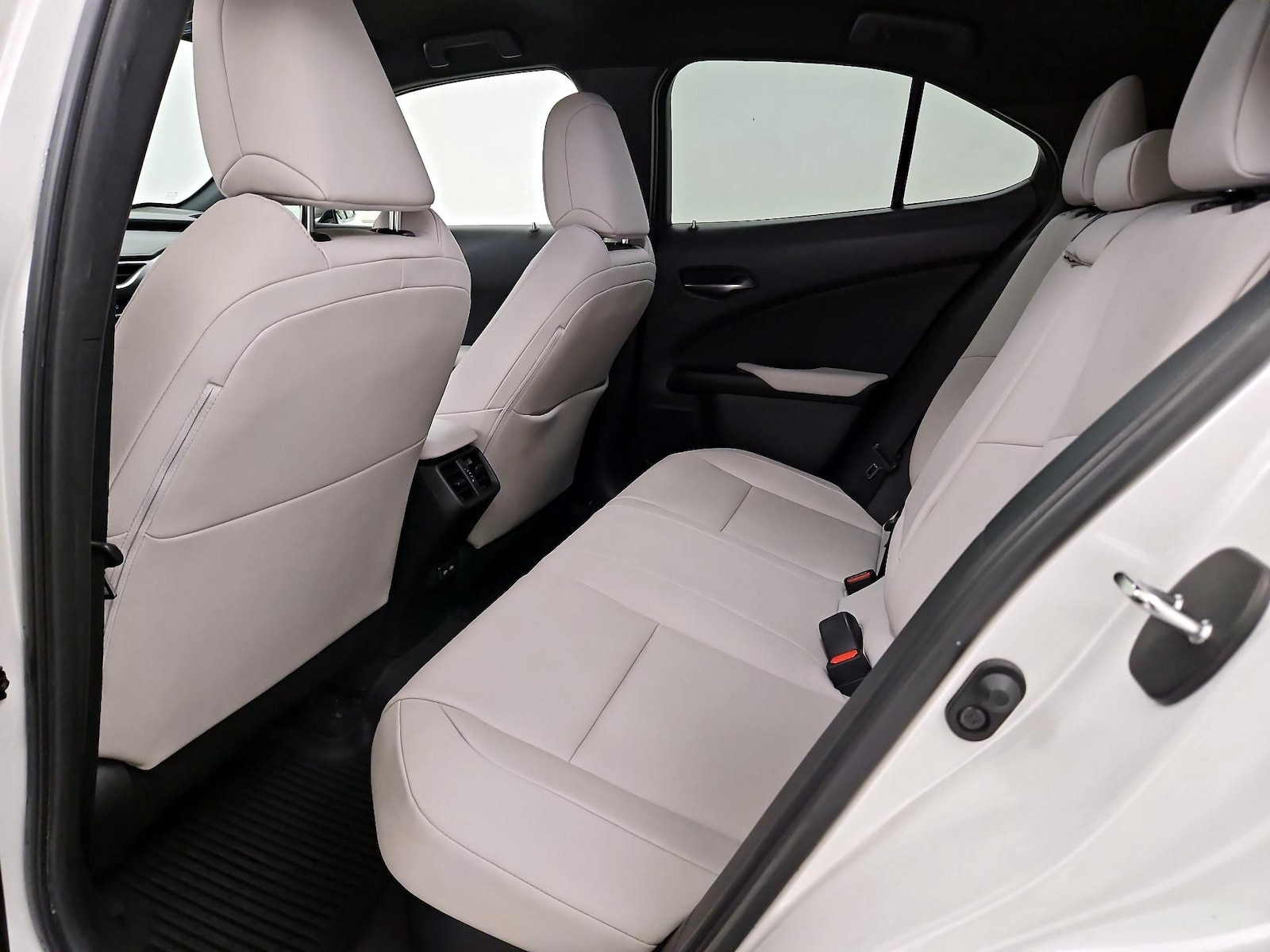 2021 Lexus UX Hybrid 250h - Photo 20