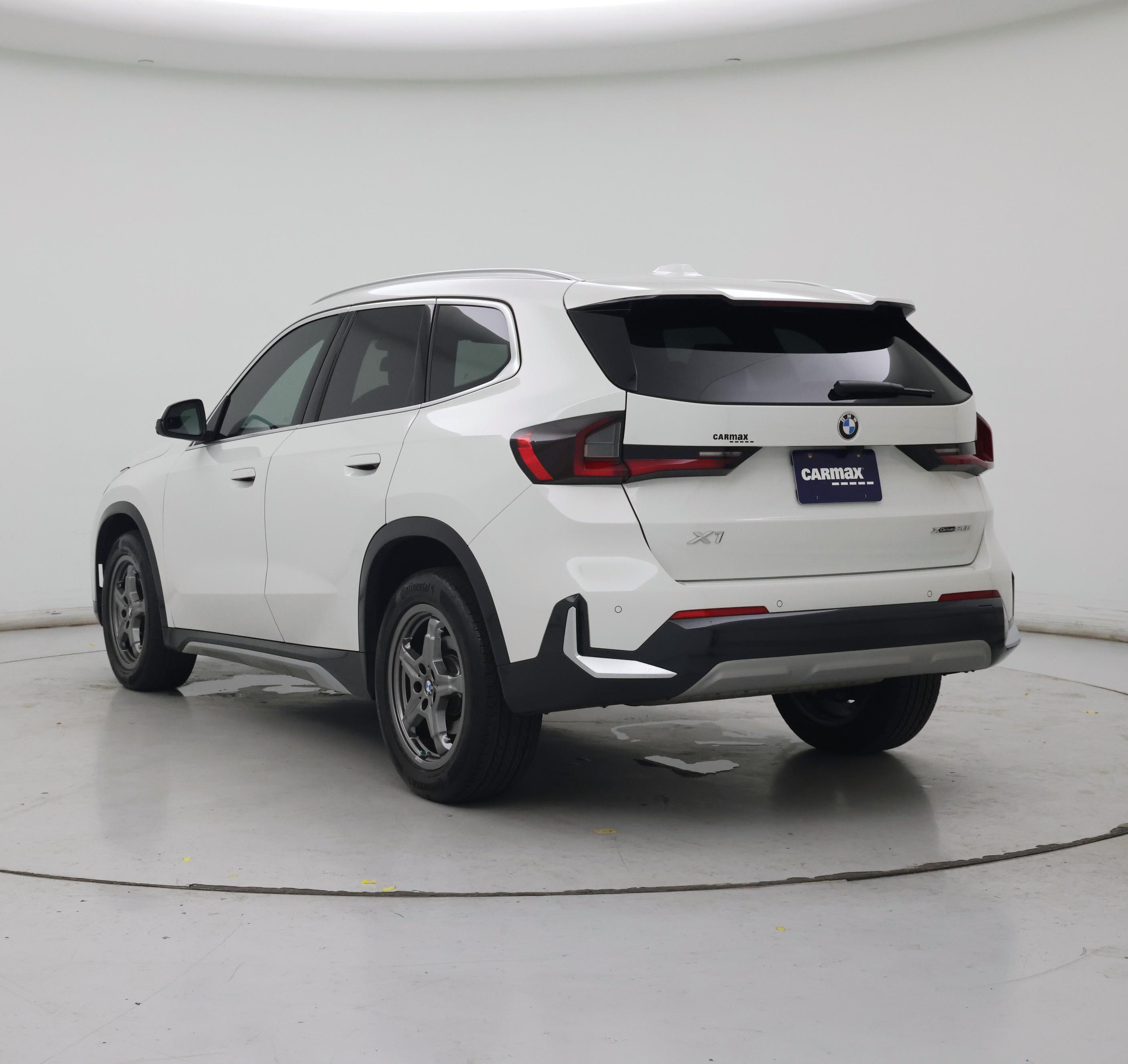 Thumbnail: 2025 BMW X1 - 2