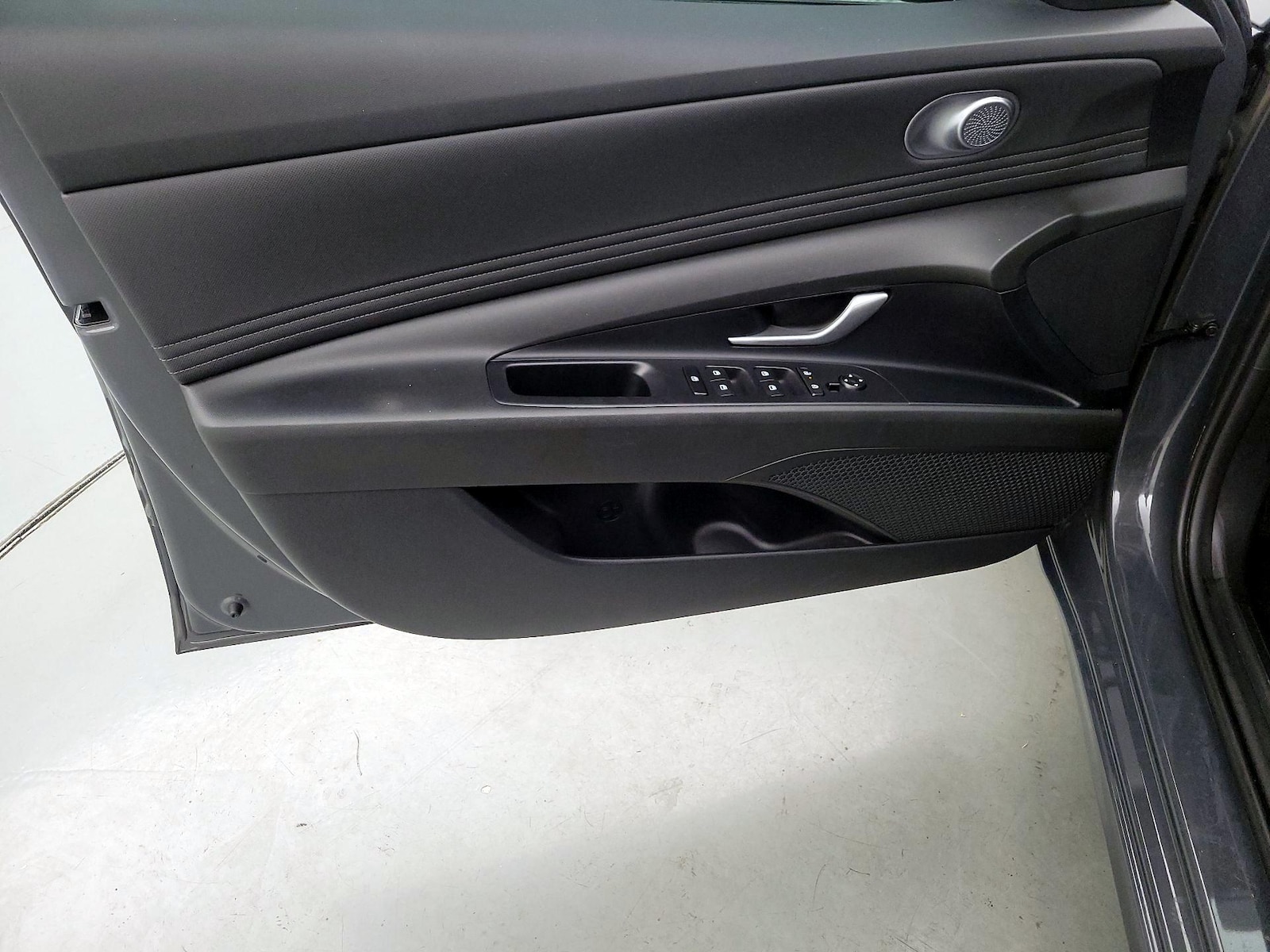 2024 Hyundai Elantra SEL - Photo 13