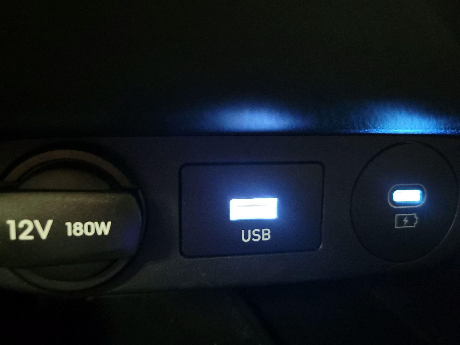 2024 Hyundai Elantra SEL - Photo 20