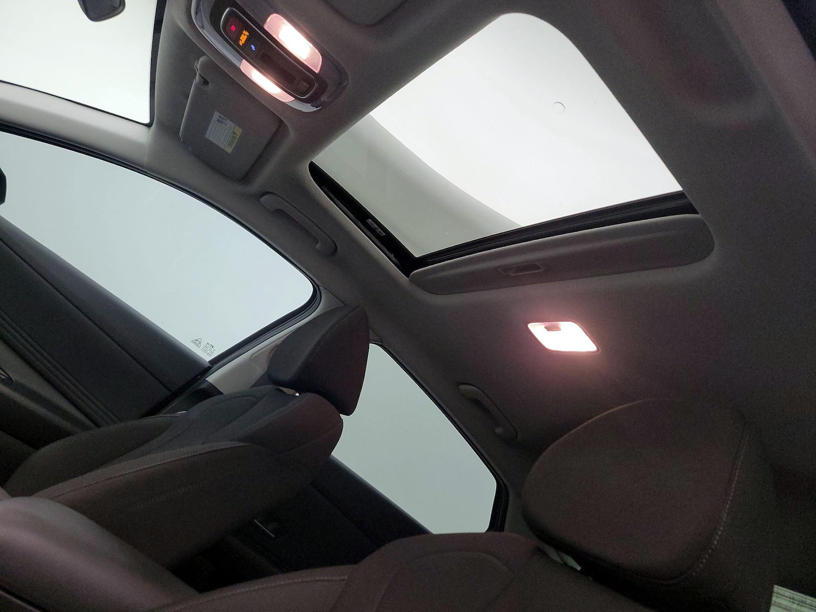 2024 Hyundai Elantra SEL - Photo 21