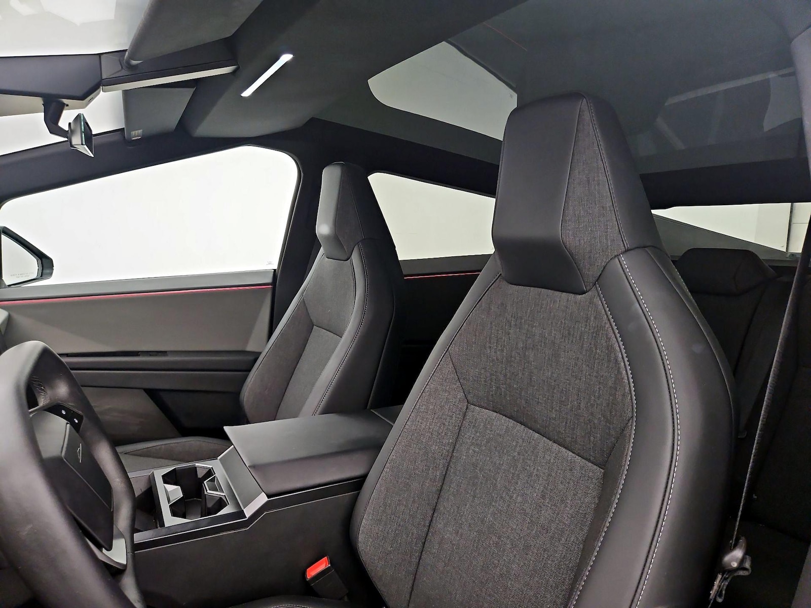 Skylight(s) & Overhead Airbags