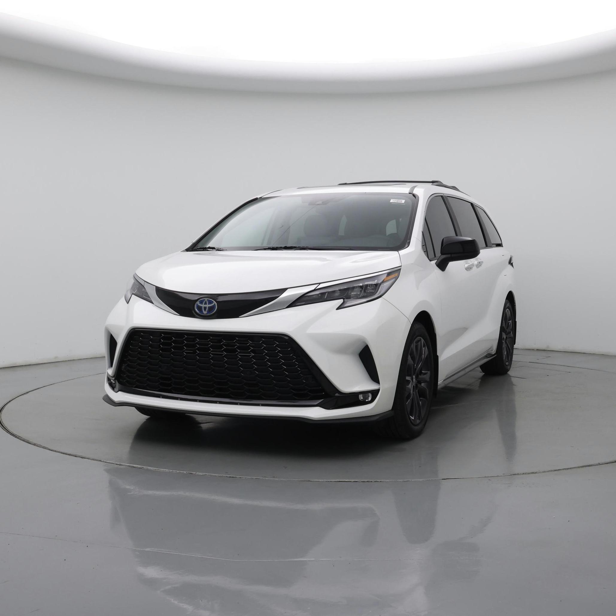 Thumbnail: 2024 Toyota Sienna - 4