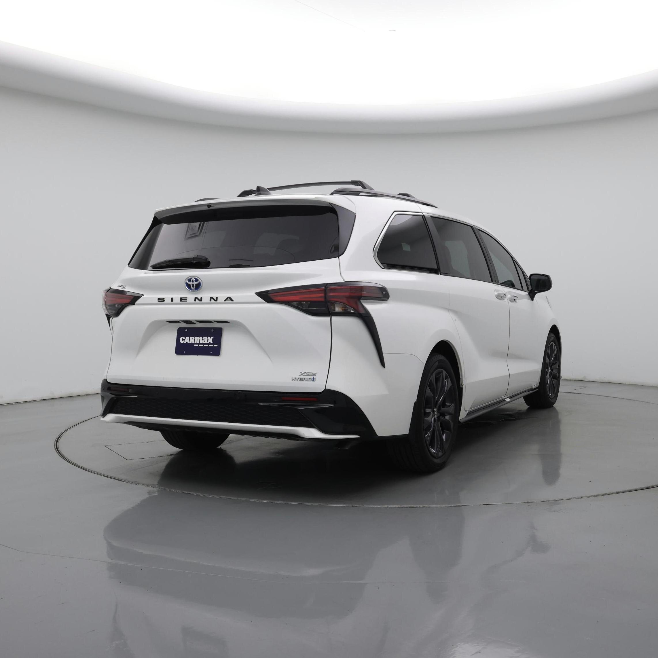 Thumbnail: 2024 Toyota Sienna - 8