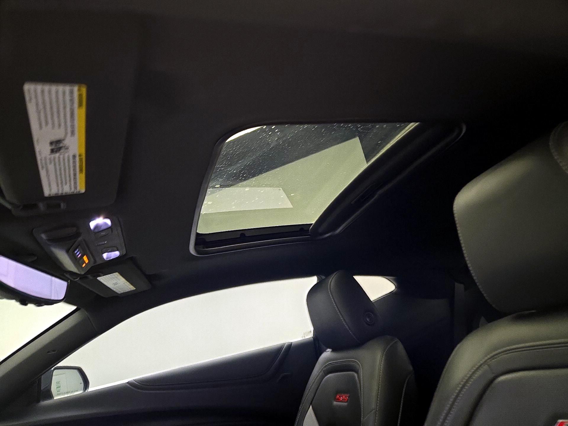 Thumbnail: 2020 Chevrolet Camaro - 17