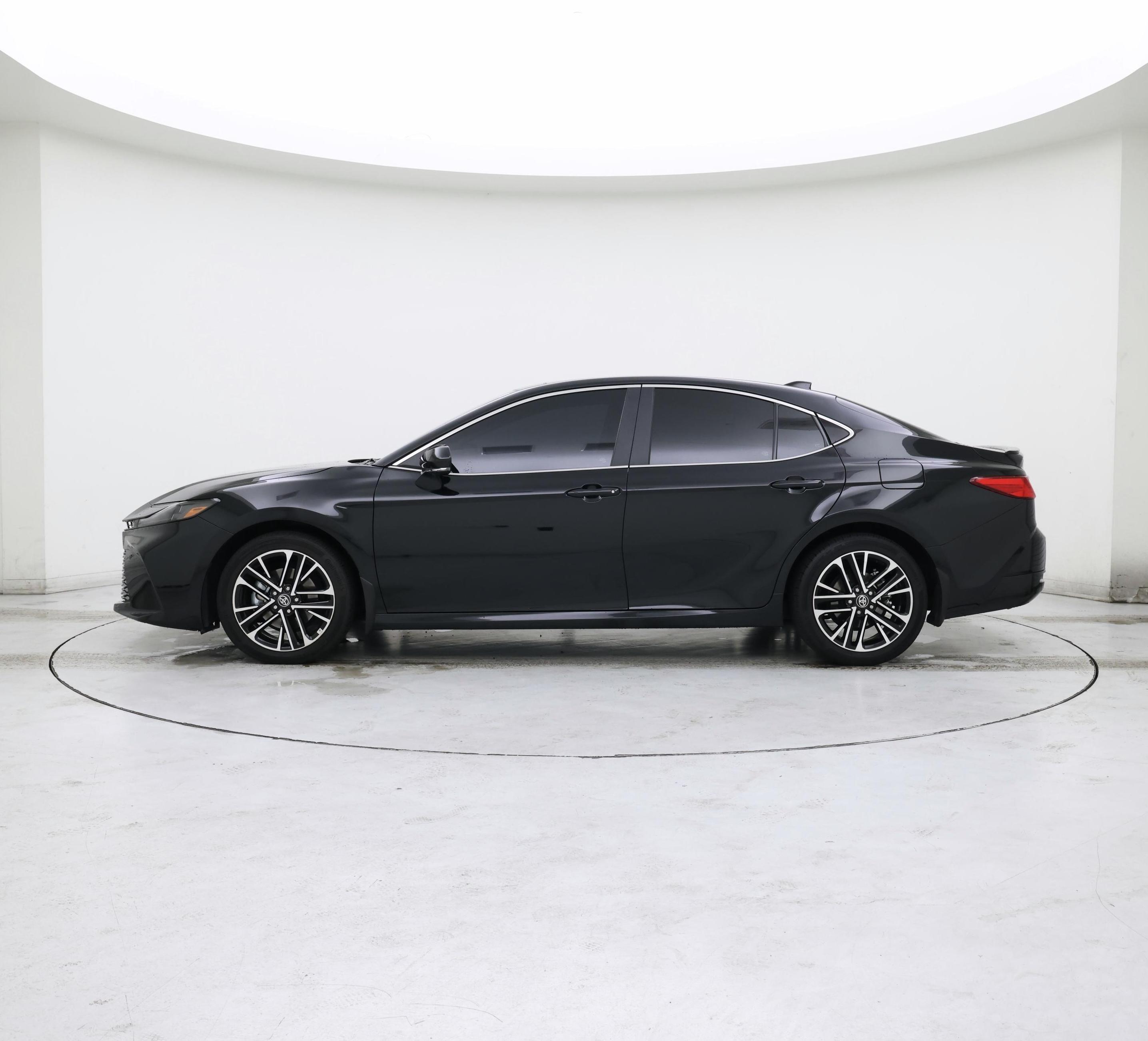 Thumbnail: 2025 Toyota Camry - 3