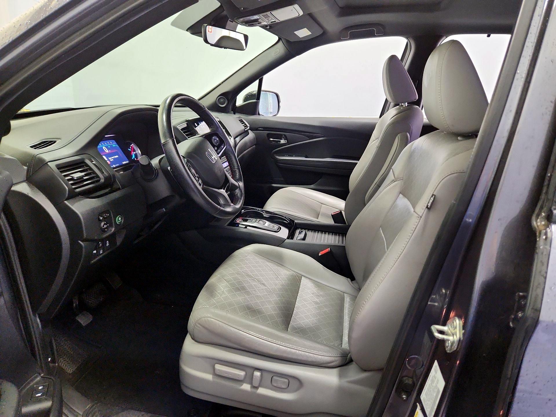Thumbnail: 2020 Honda Passport - 11