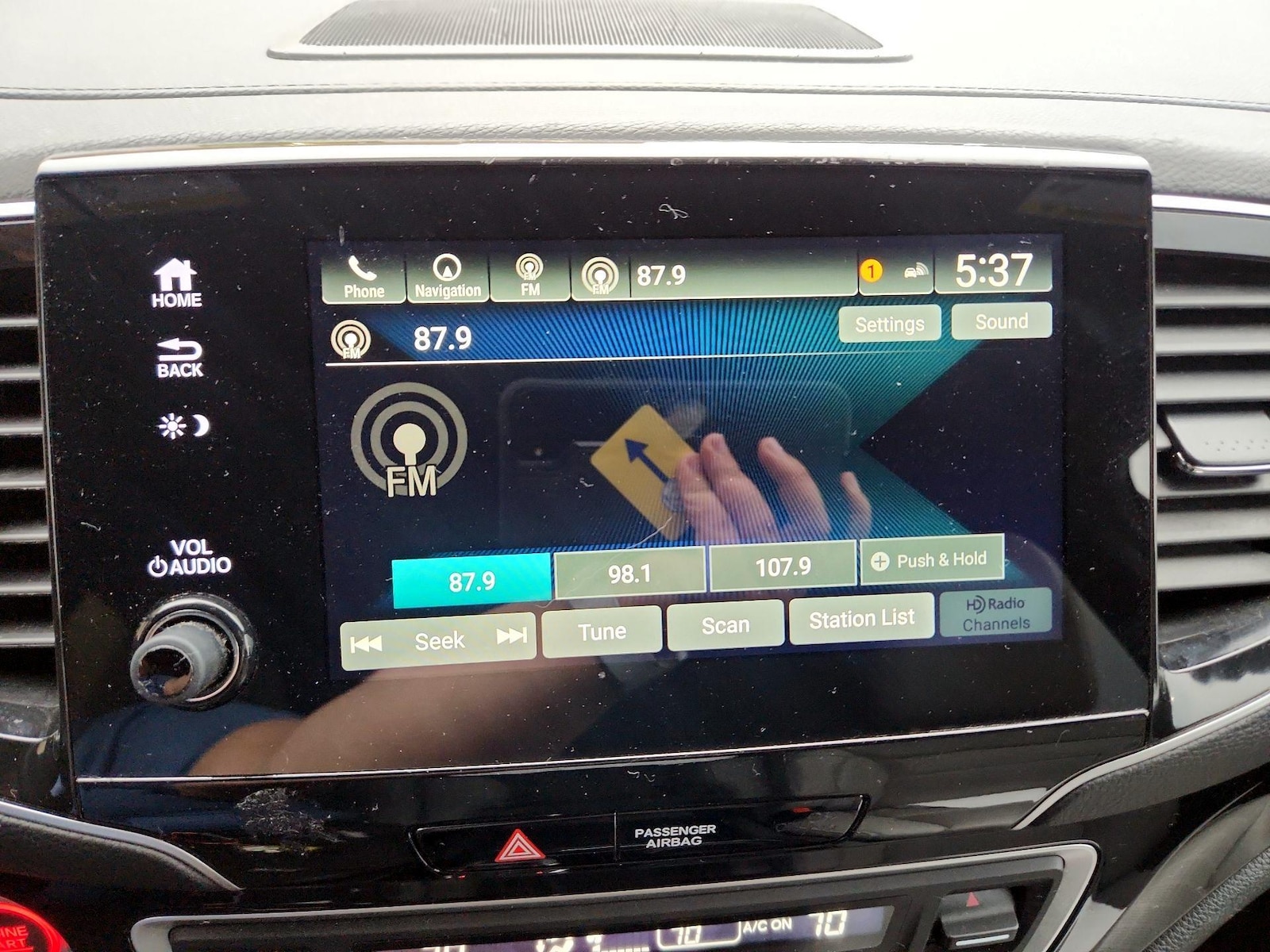 2020 Honda Passport Elite - Photo 17