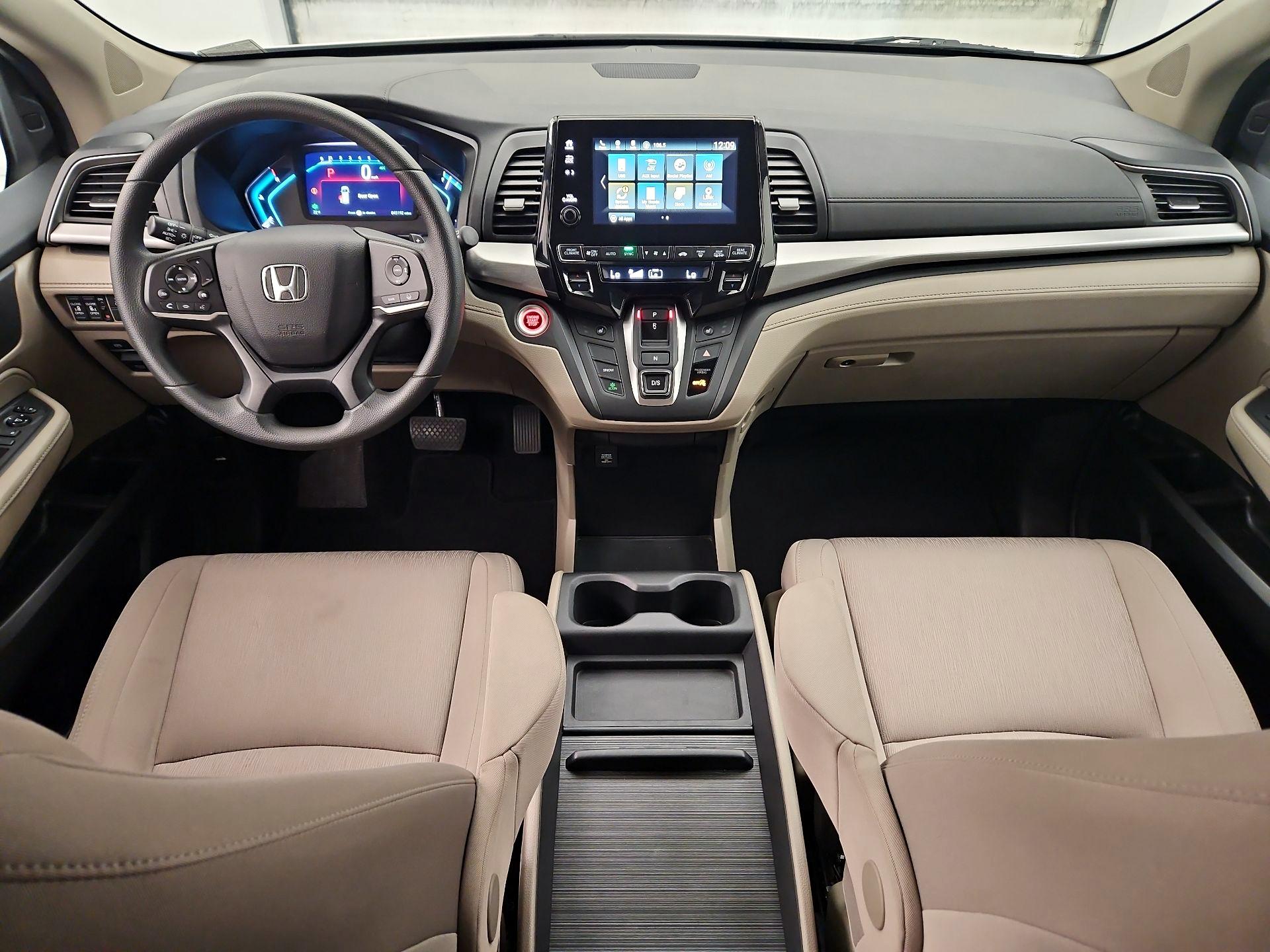 Thumbnail: 2018 Honda Odyssey - 9
