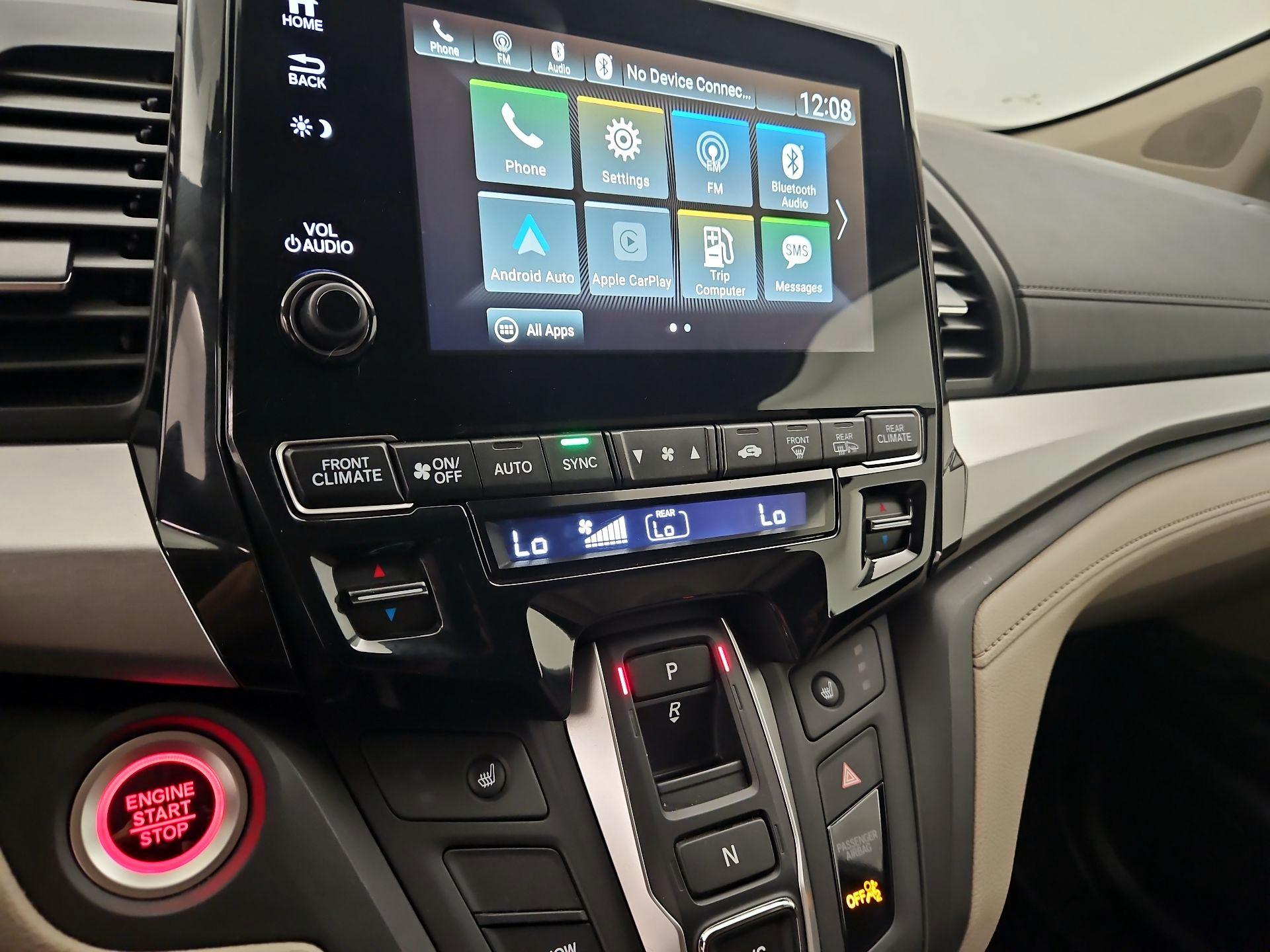 Thumbnail: 2018 Honda Odyssey - 16