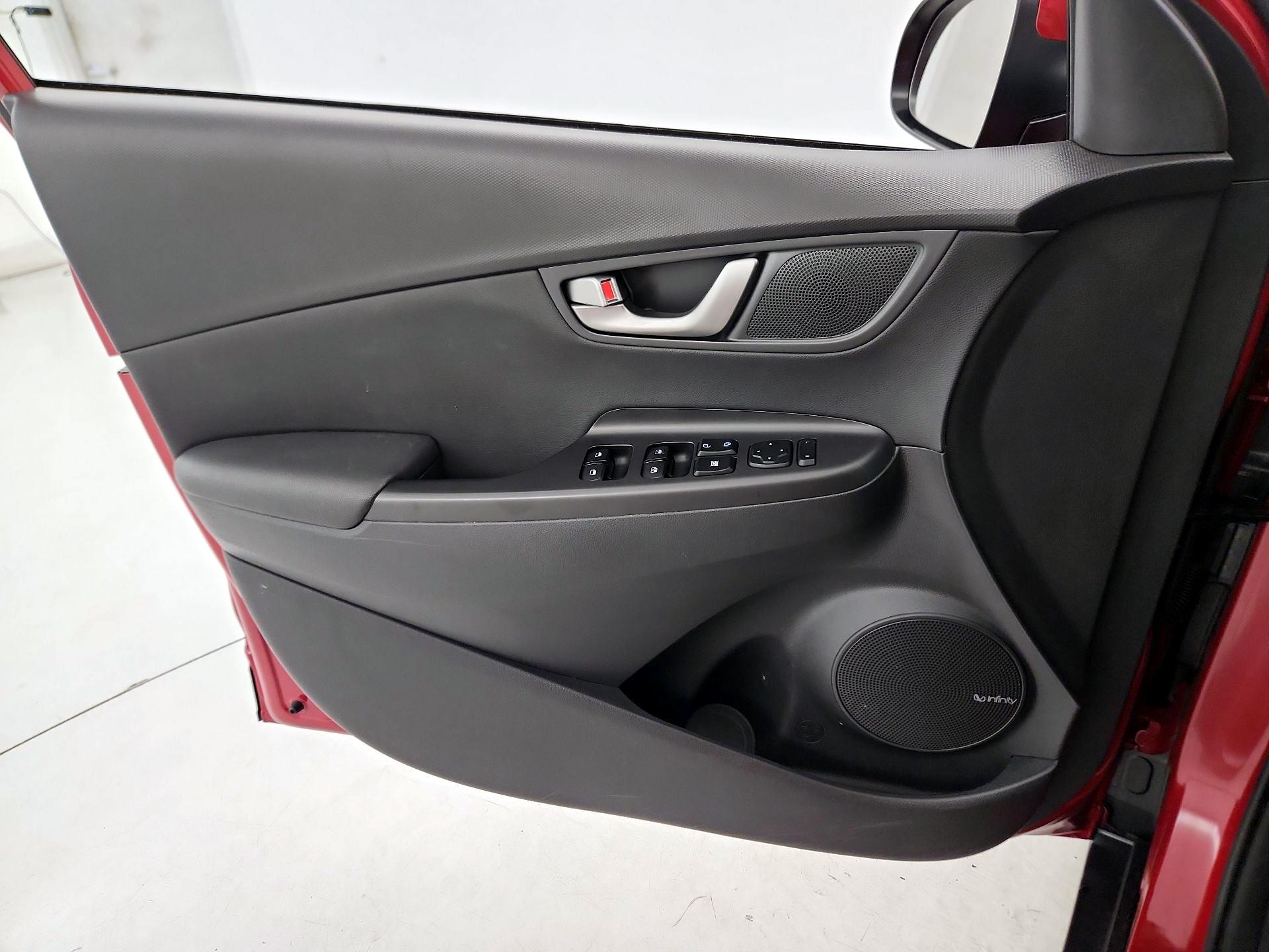 Thumbnail: 2020 Hyundai Kona - 12