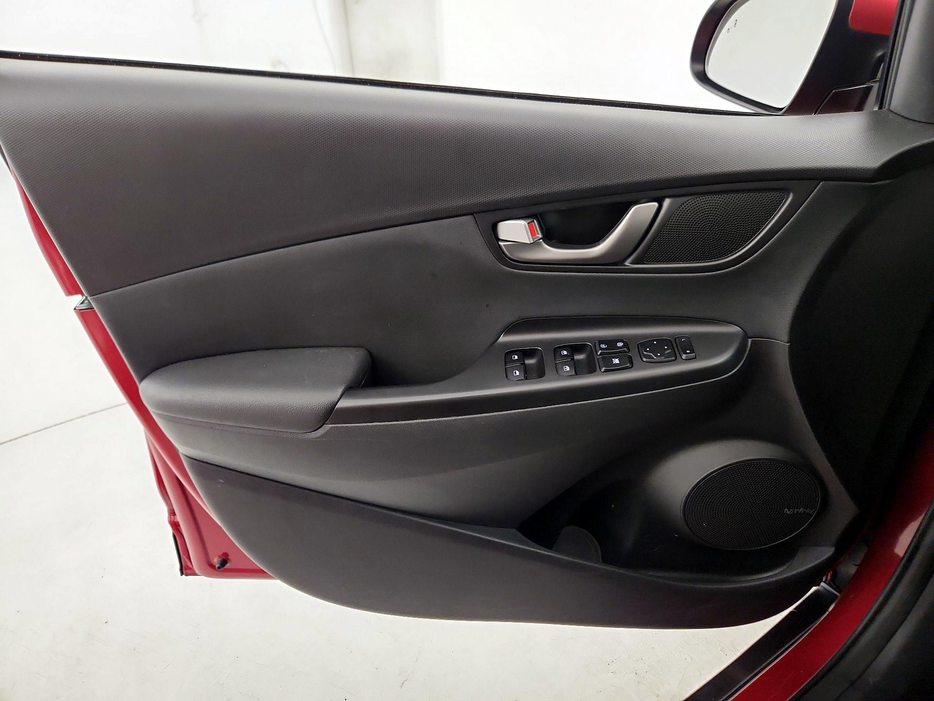 Thumbnail: 2020 Hyundai Kona - 13