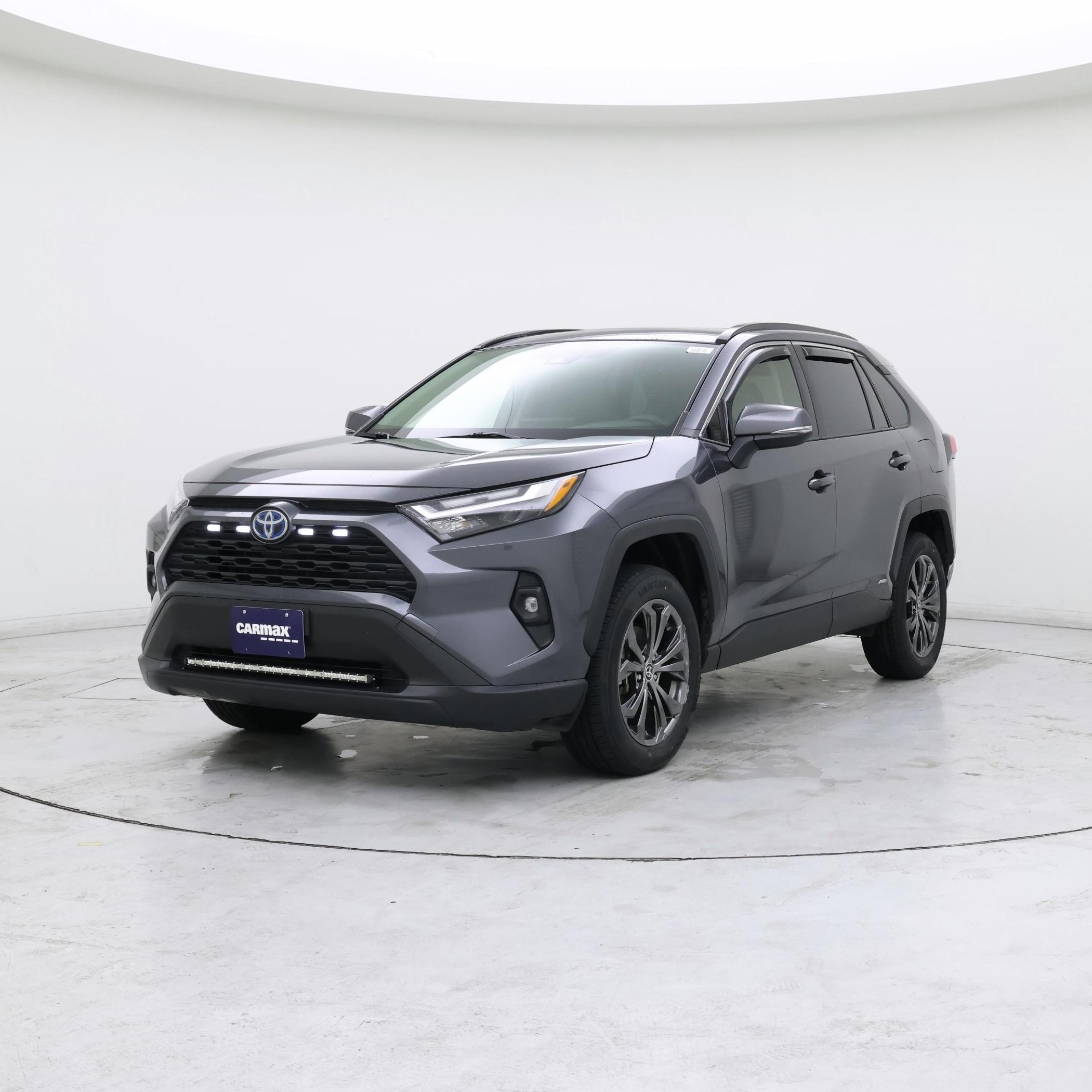Thumbnail: 2022 Toyota RAV4 - 4