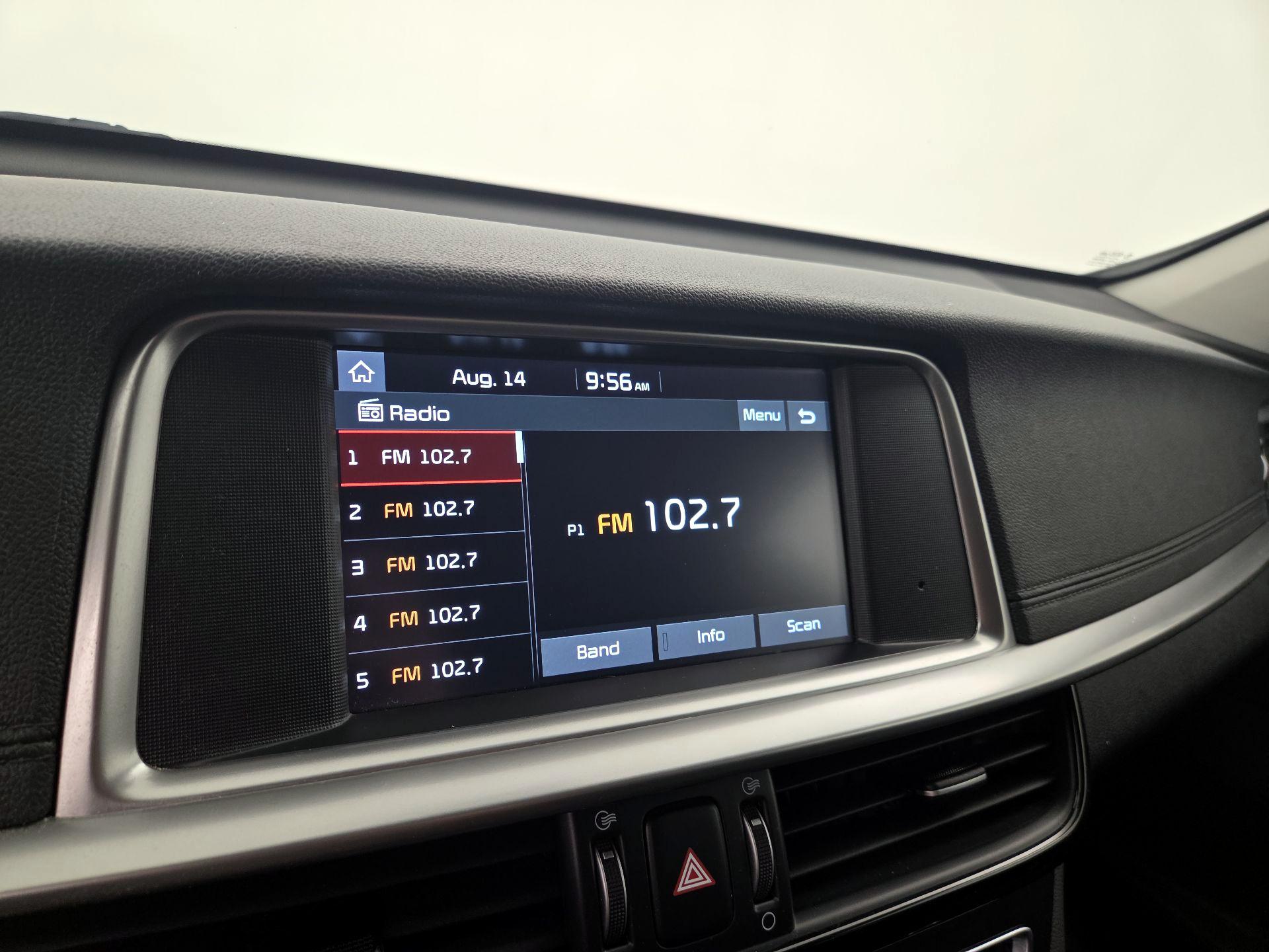 Thumbnail: 2019 Kia Optima - 15