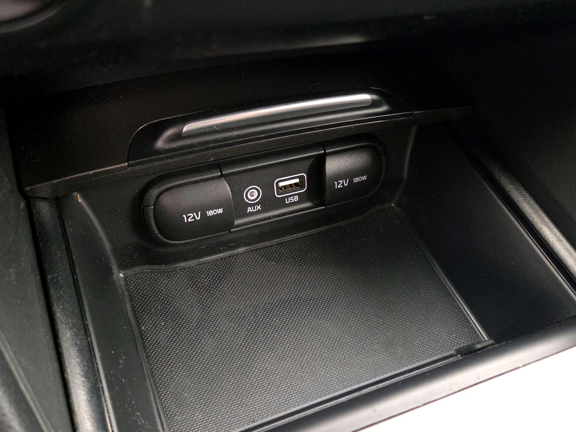 Thumbnail: 2019 Kia Optima - 18