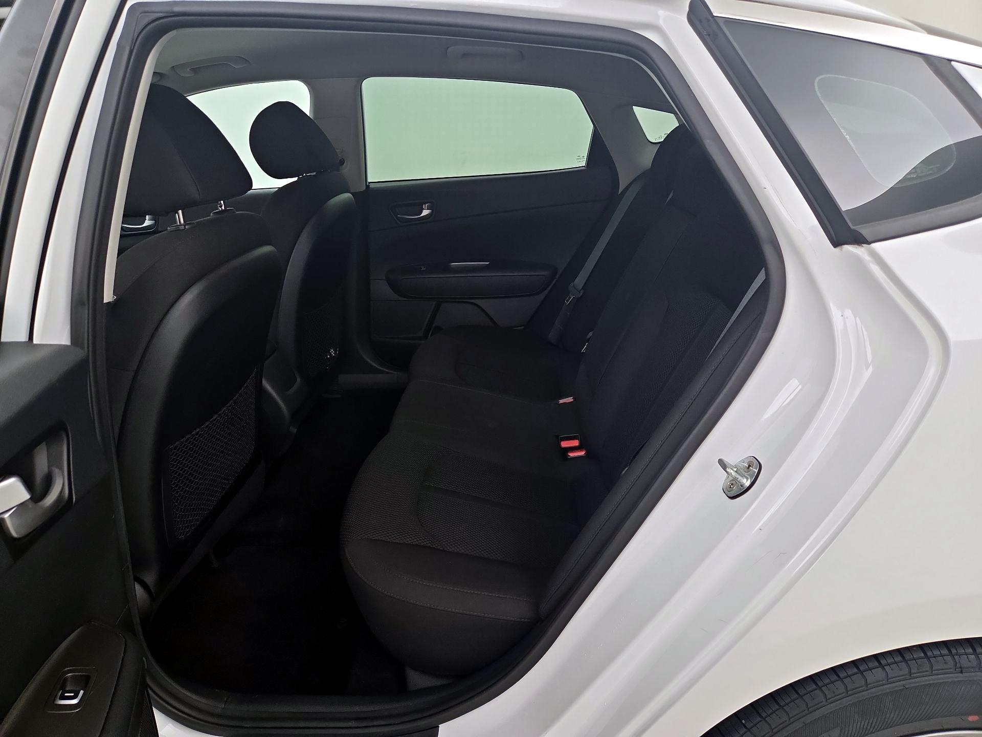 Thumbnail: 2019 Kia Optima - 19